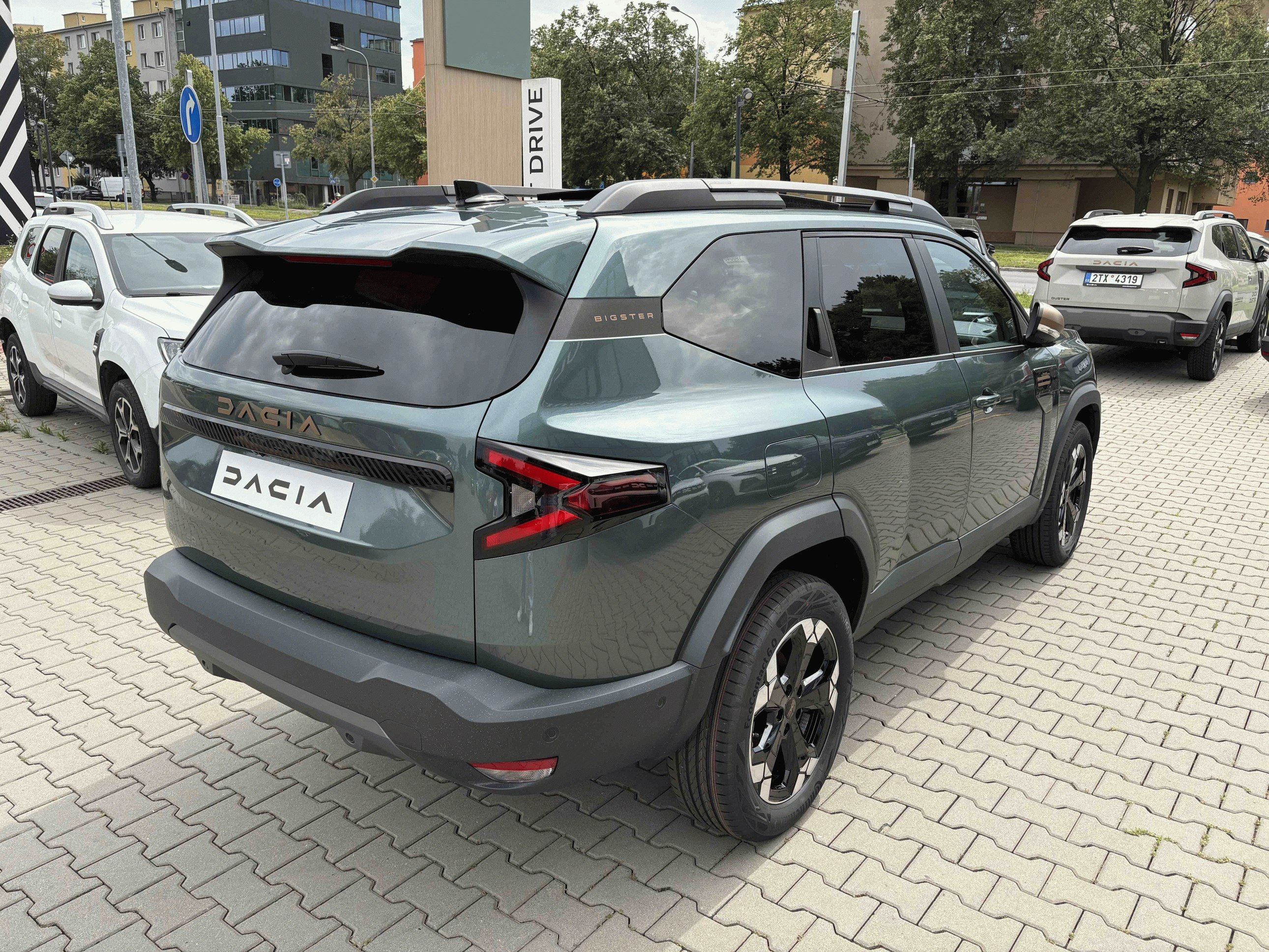 Dacia Bigster, Extreme mild Hybrid 140 pobočk - fotka 3