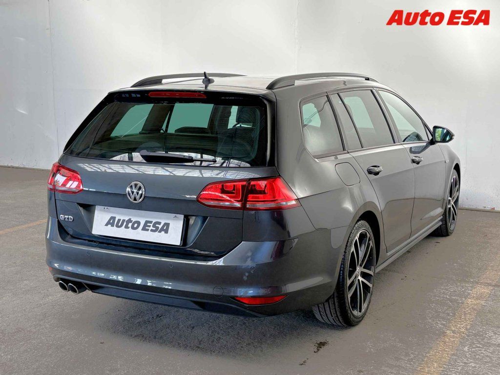 Volkswagen Golf, 2.0 TDi,GTD - fotka 4