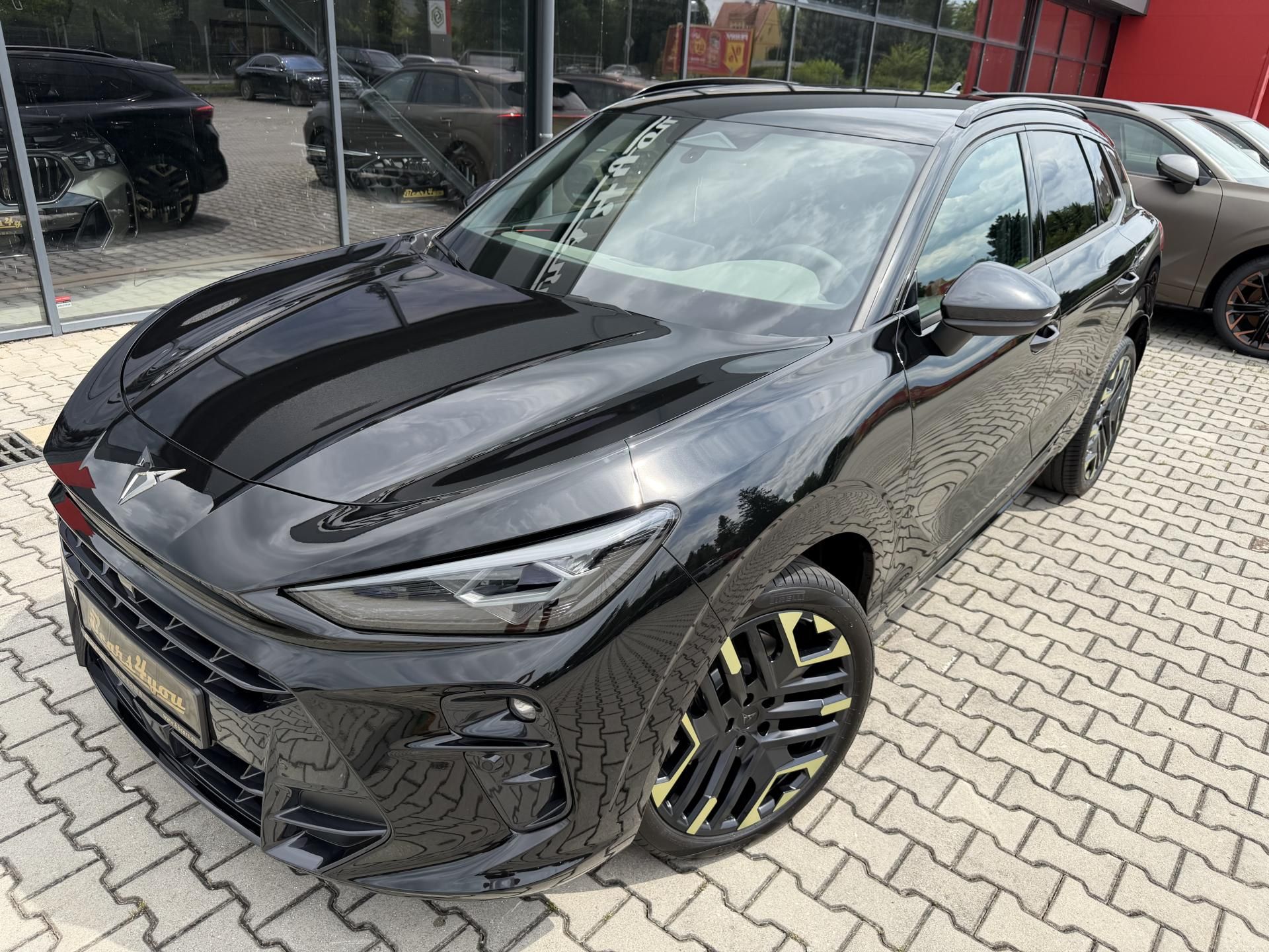 Cupra Terramar, 2.0TSI 150kW 4WD TRIBE TZ R20! - fotka 2