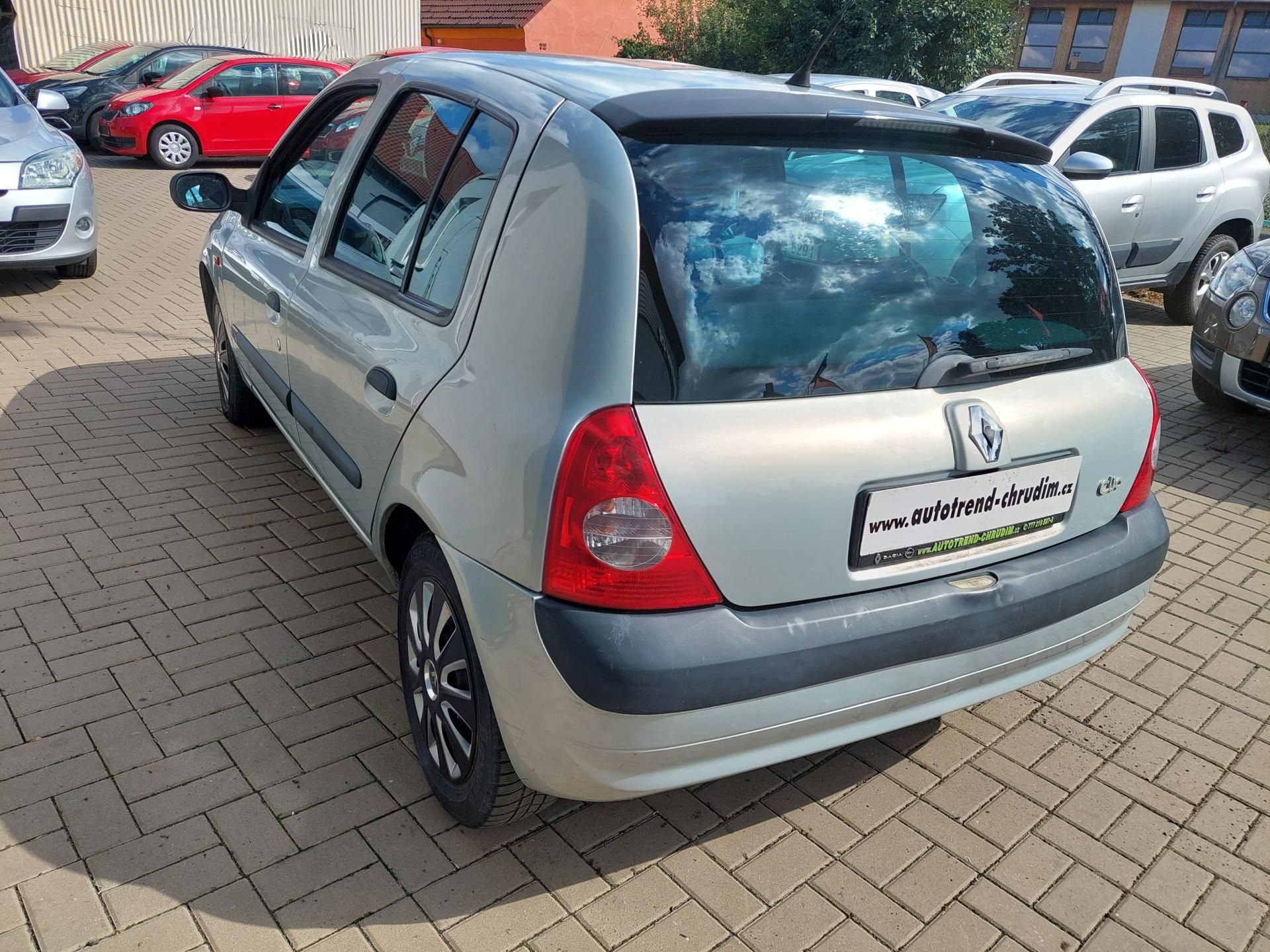Renault Clio, II. 1.2i-16v Blue Sensation - fotka 6