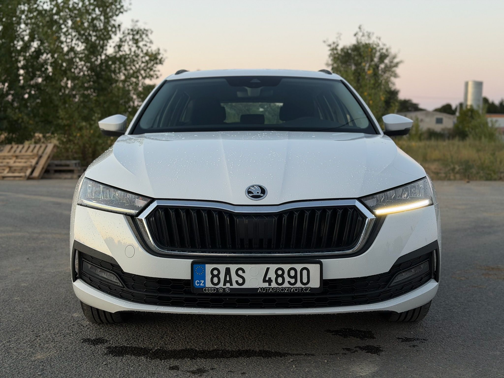 Škoda Octavia, combi IV 2.0TDI ČR DPH - fotka 2