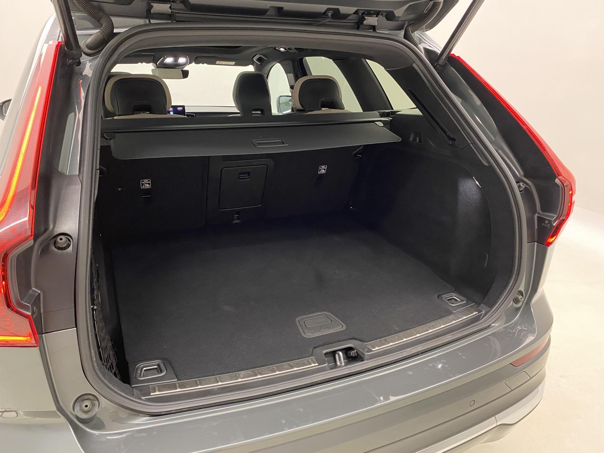 Volvo XC60, T8 AWD RECHARGE ULTRA BRIGHT - fotka 6