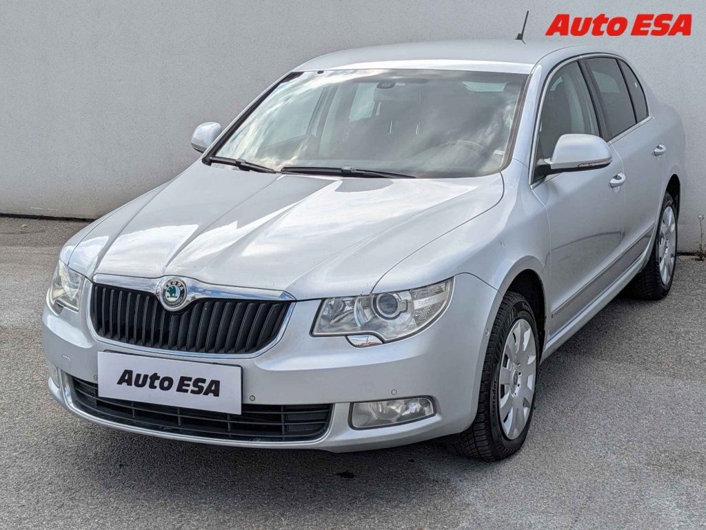 Škoda Superb, 2.0TDi,ČR,AT,navi - fotka 3