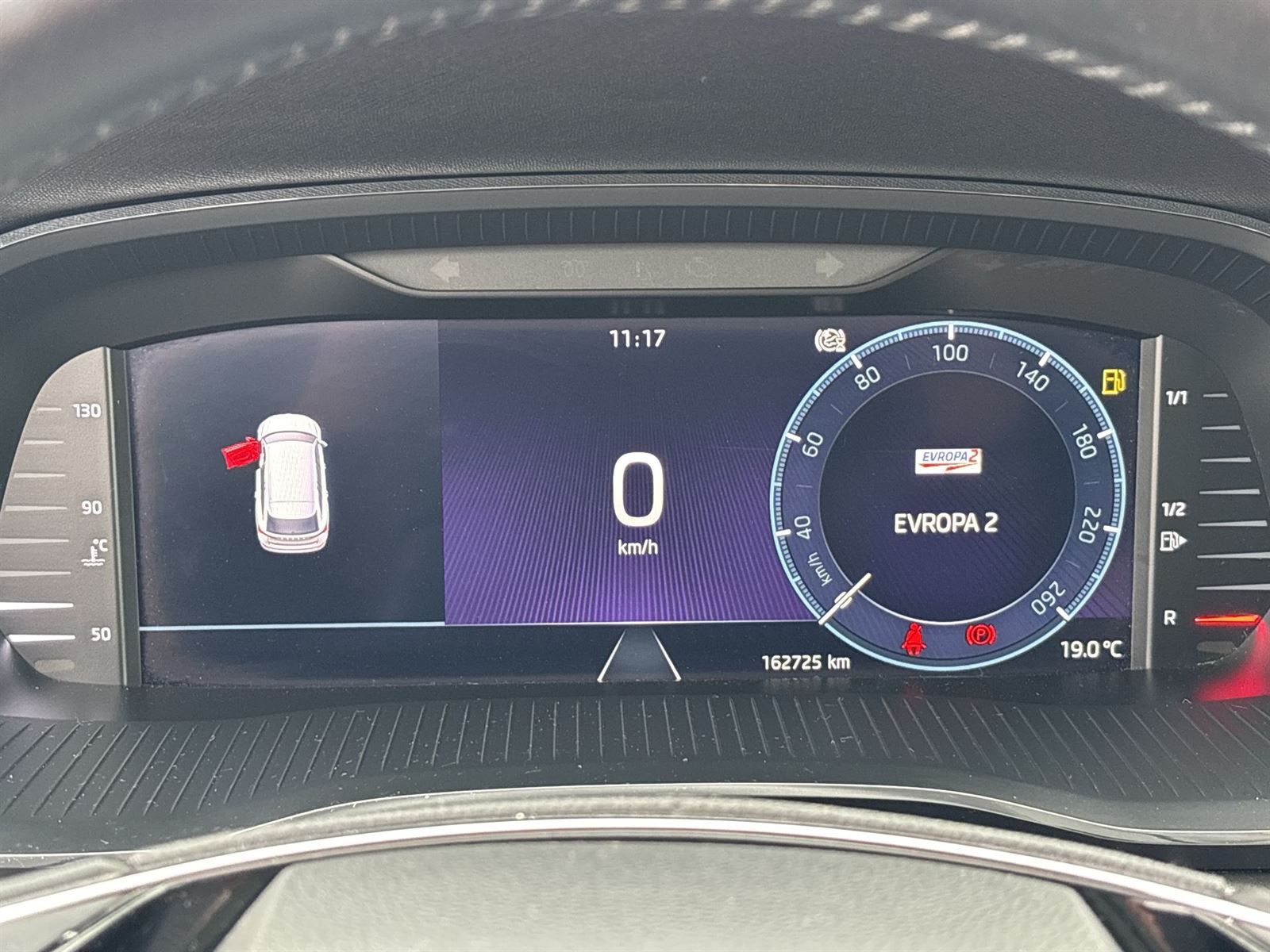 Škoda Octavia, Combi 2.0 TDI Ambition+ - fotka 6