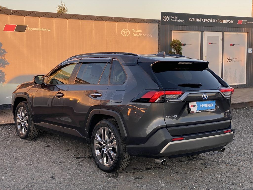 Toyota Rav4, 2.5HSD, ČR, Executive, 4x4 - fotka 5