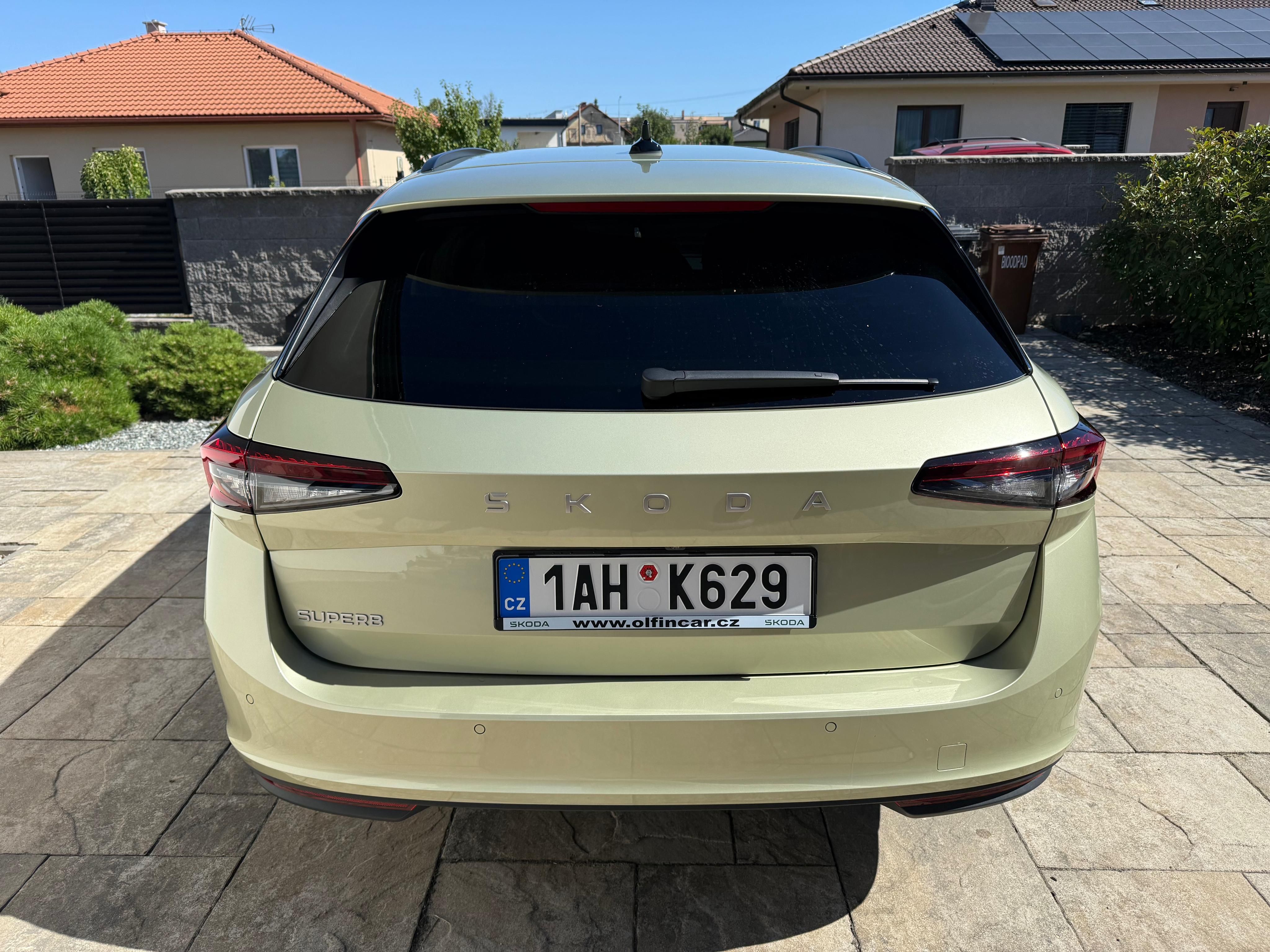 Škoda Superb, 2.0 TDI 110kw, Selection - fotka 4