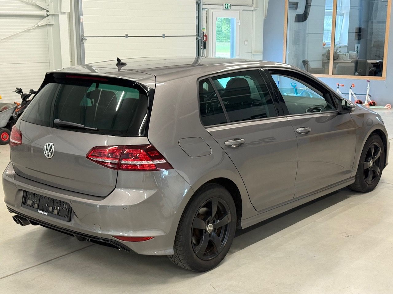 Volkswagen Golf, VII 1.4TSI, HIGHLINE + R-LINE - fotka 4