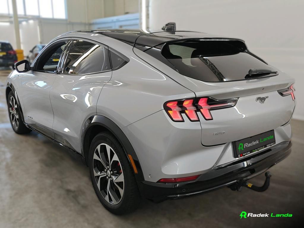 Ford Mustang Mach-E, AWD 76 kWh | SOH 94 %, 4×4 - fotka 2