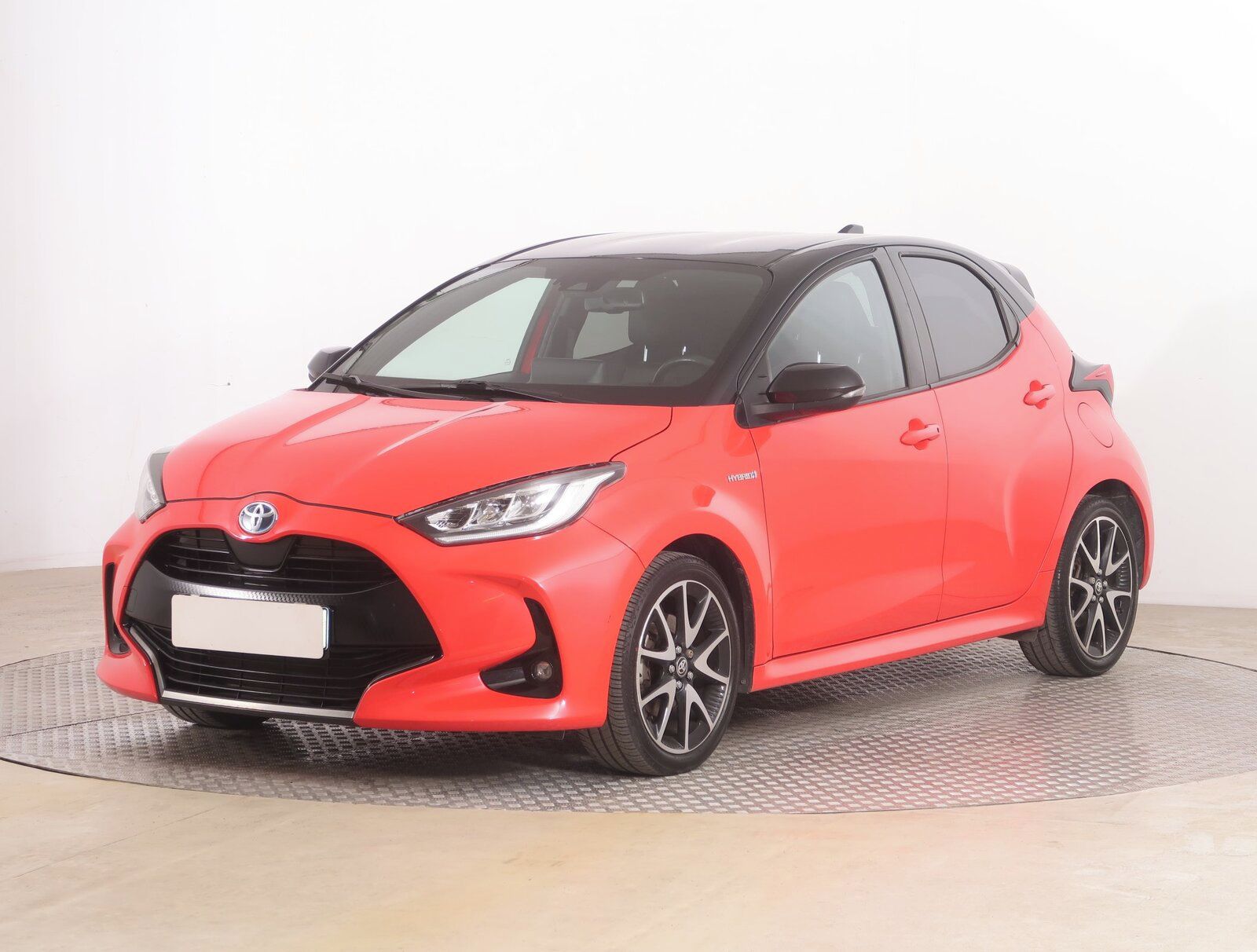 Toyota Yaris, 1.5 VVT-i Hybrid, Automat - fotka 2
