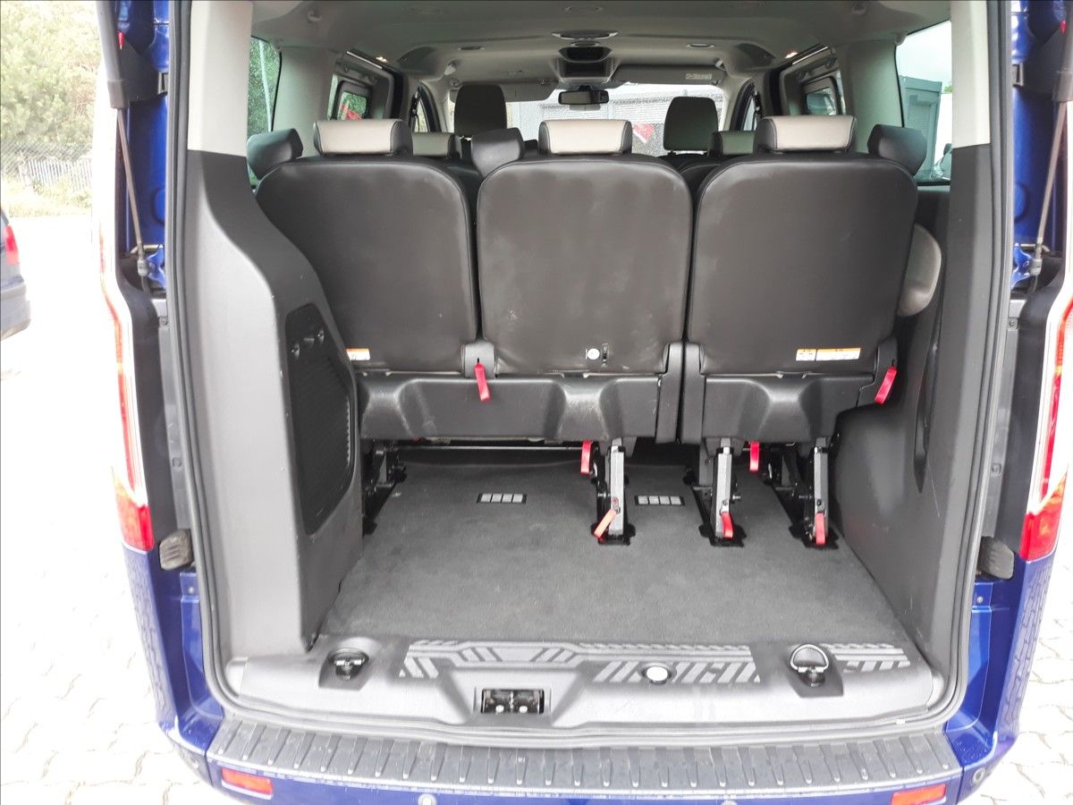 Ford Tourneo Custom, 2,2 TITANIUM 8 Míst č.75. - fotka 5