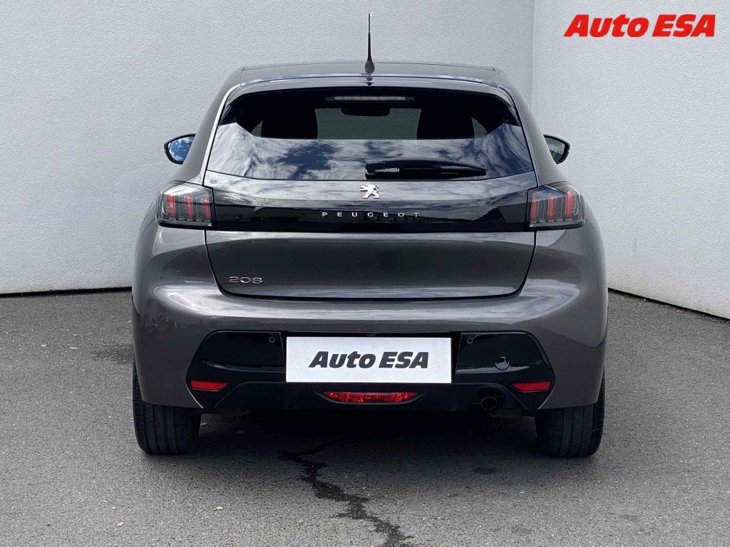 Peugeot 208, 1.2,navi - fotka 5