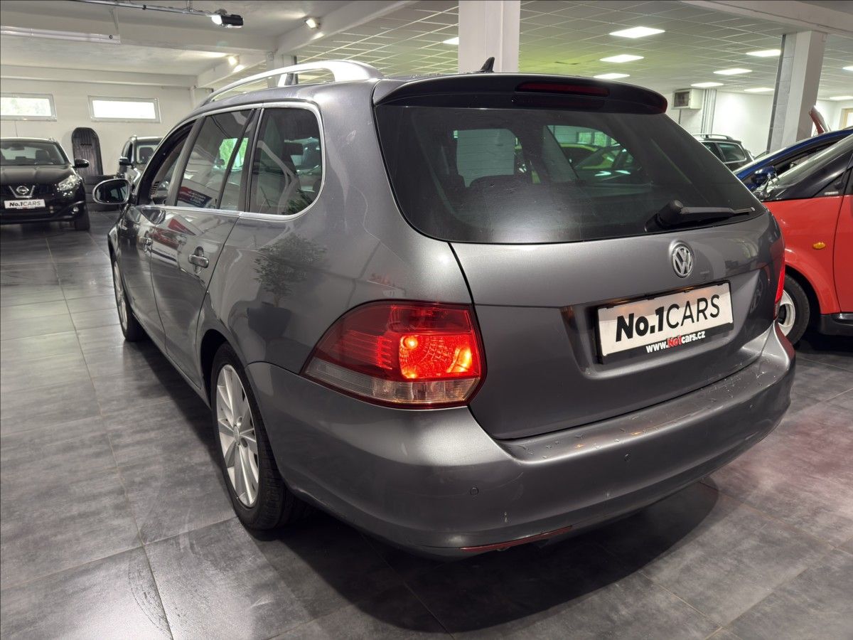 Volkswagen Golf, 1,4   TSI HIGHLINE PANORAMA - fotka 4