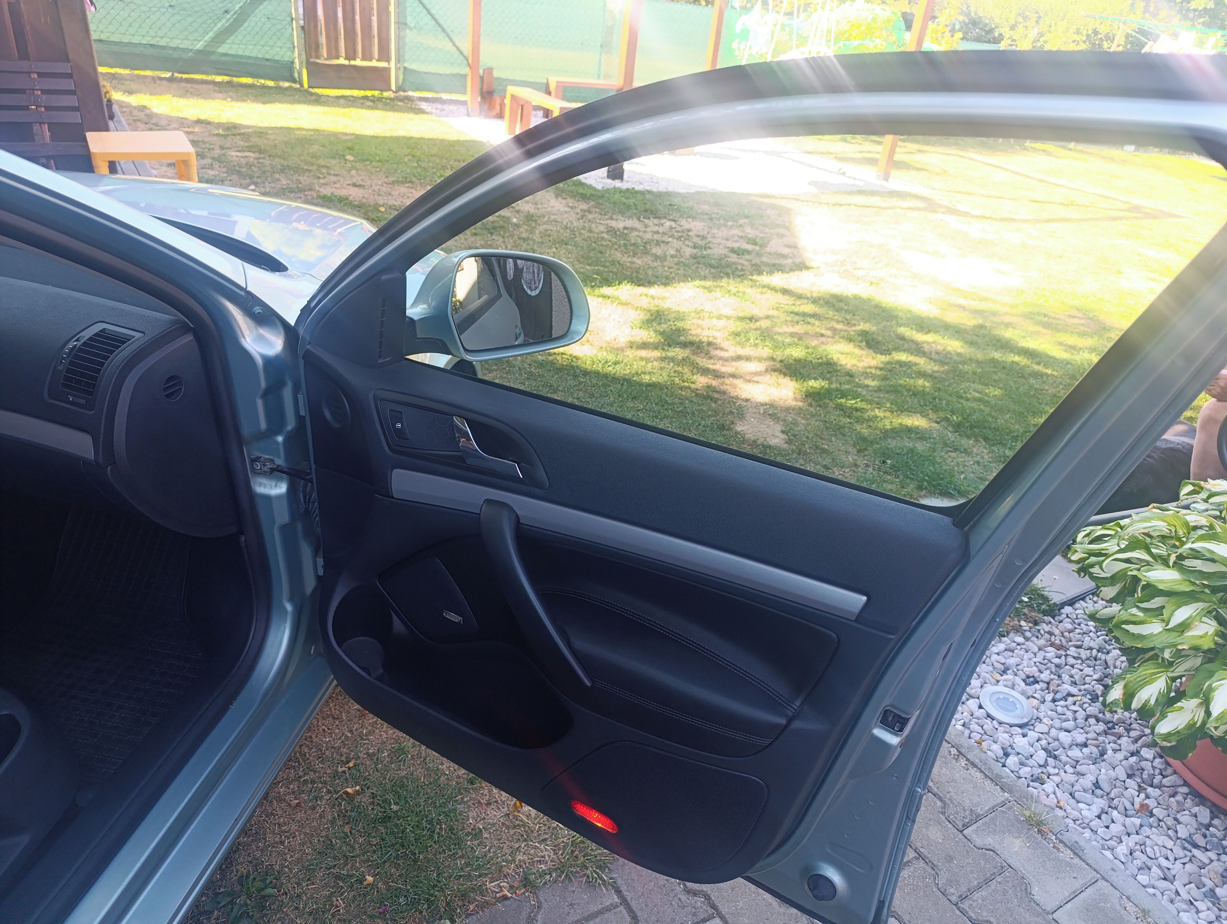 Škoda Octavia, 1,6 TDI - fotka 5