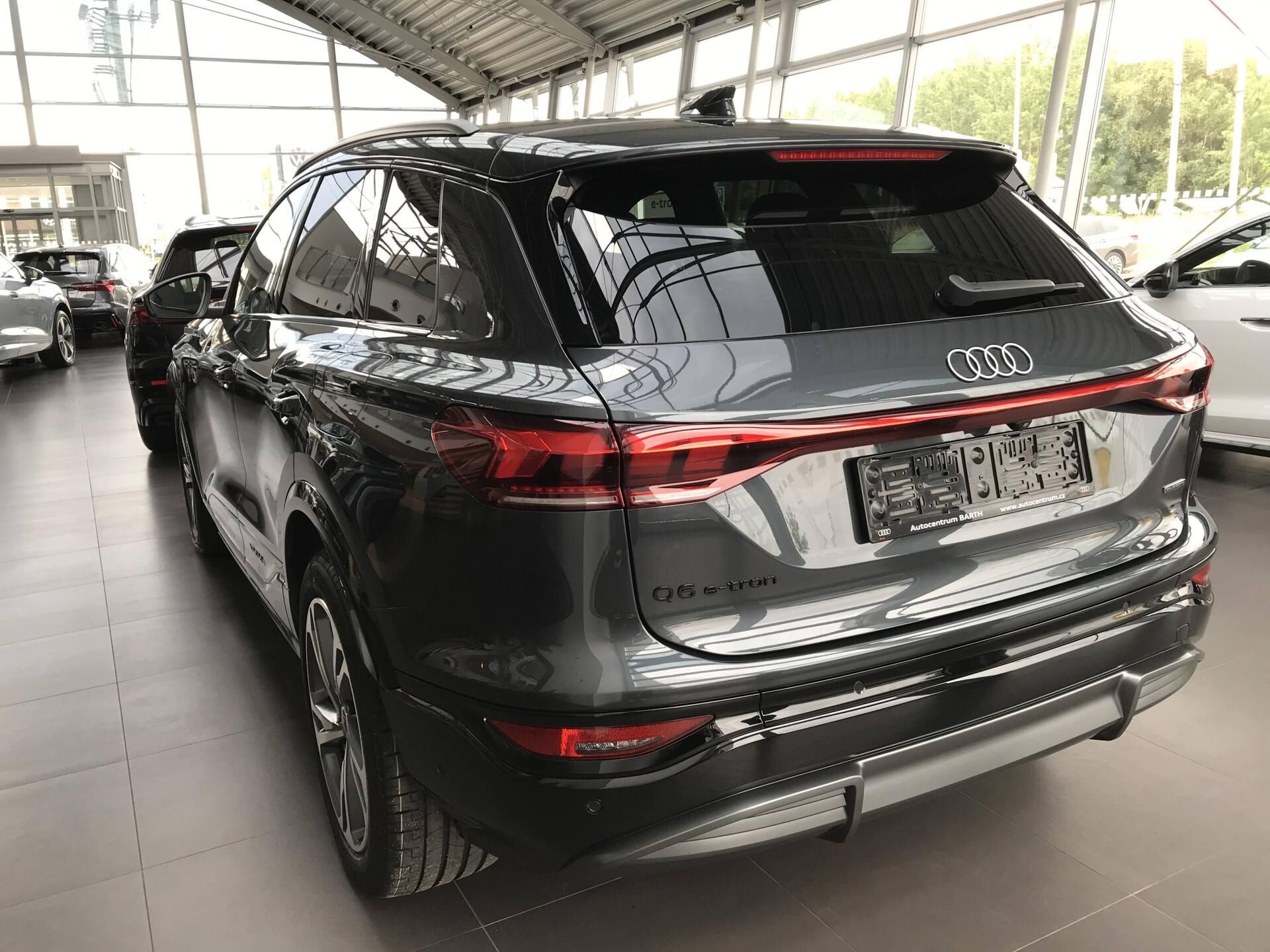Audi Q6 e-tron, quattro 100kWh - fotka 5