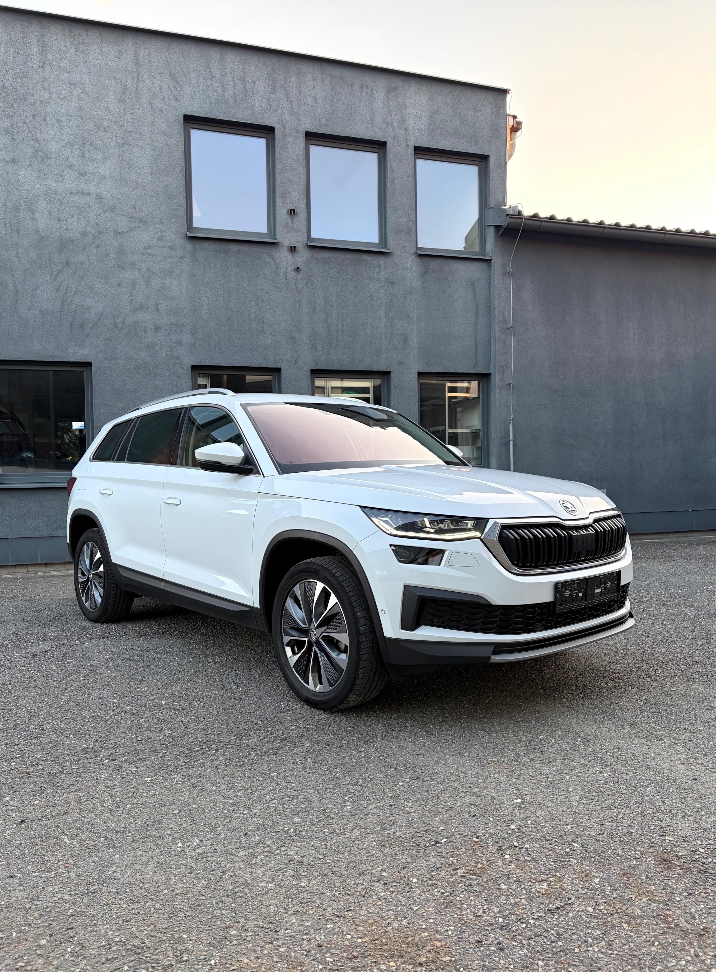 Škoda Kodiaq, 2.0TDI 110kw 4x4 TOUR Tažné - fotka 4