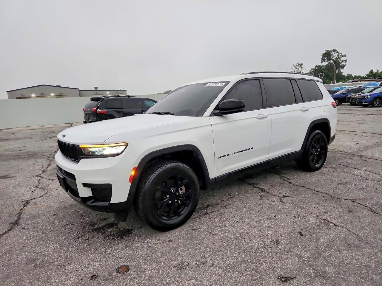Jeep Grand Cherokee, Auto na cestě