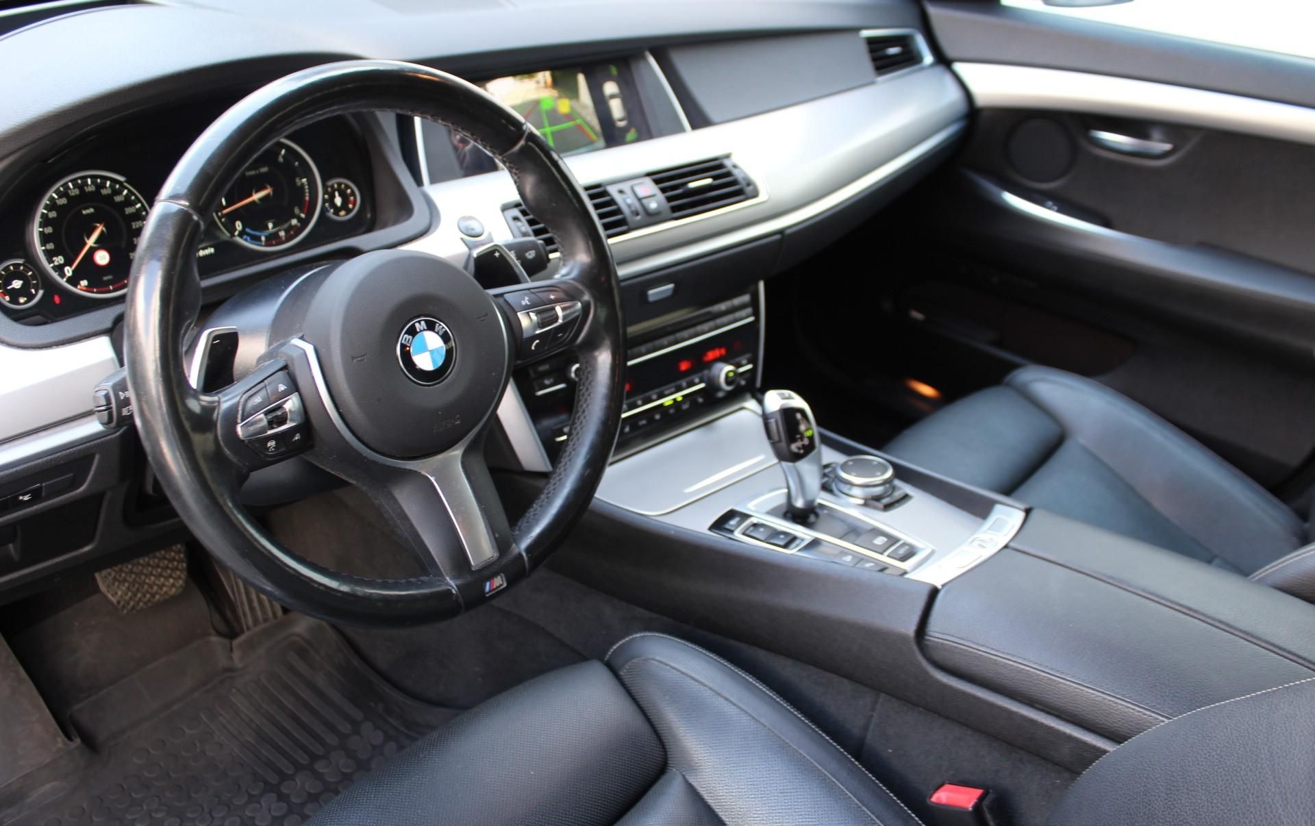 BMW Řada 5, 530d xDrive Gran Turismo - fotka 4