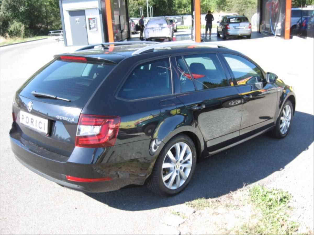 Škoda Octavia, 1,5 TSi  110 kW - fotka 5