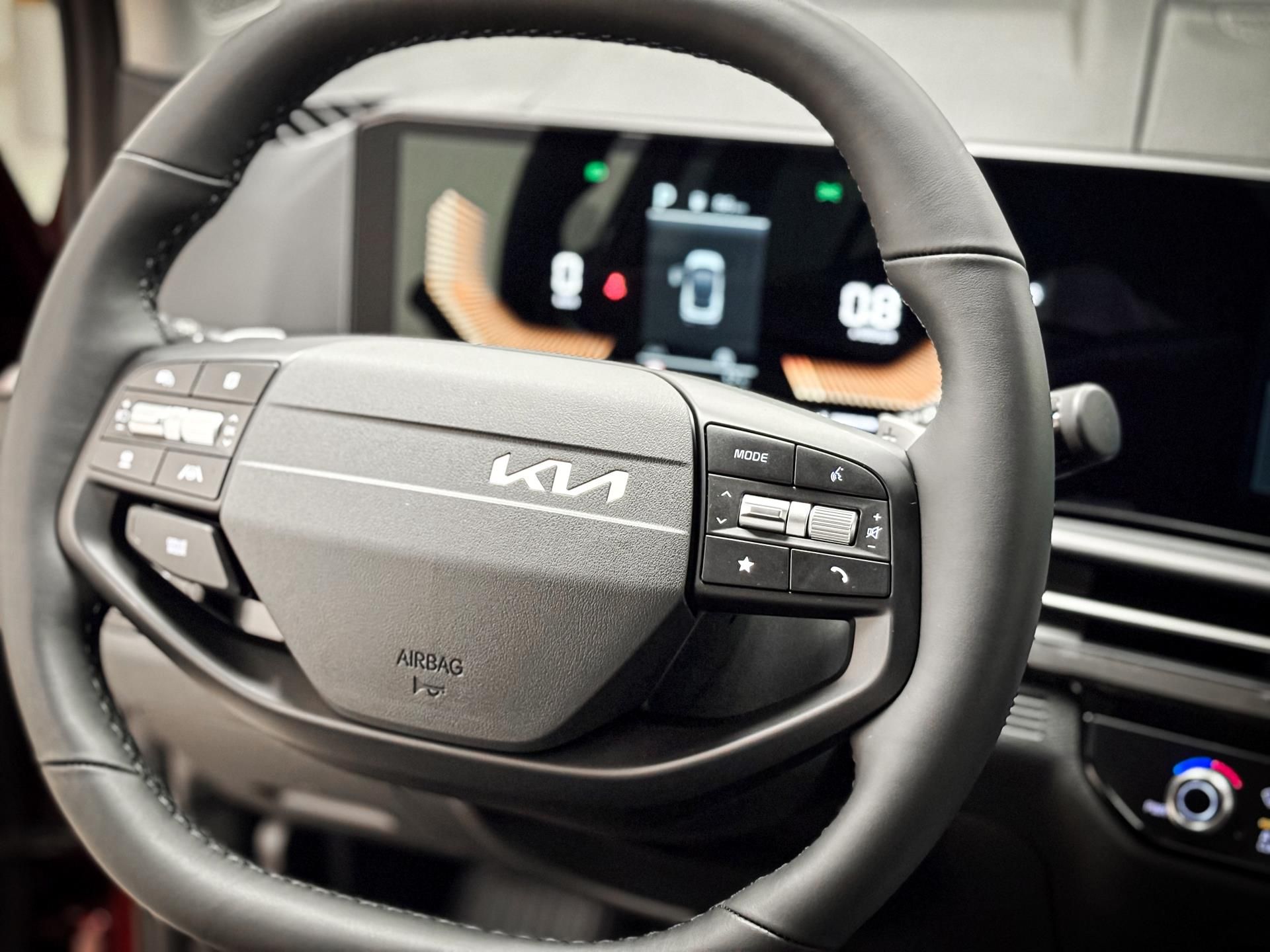 Kia Sportage, EXCLUSIVE 1.6 T-GDI 4×2 7DCT - fotka 6