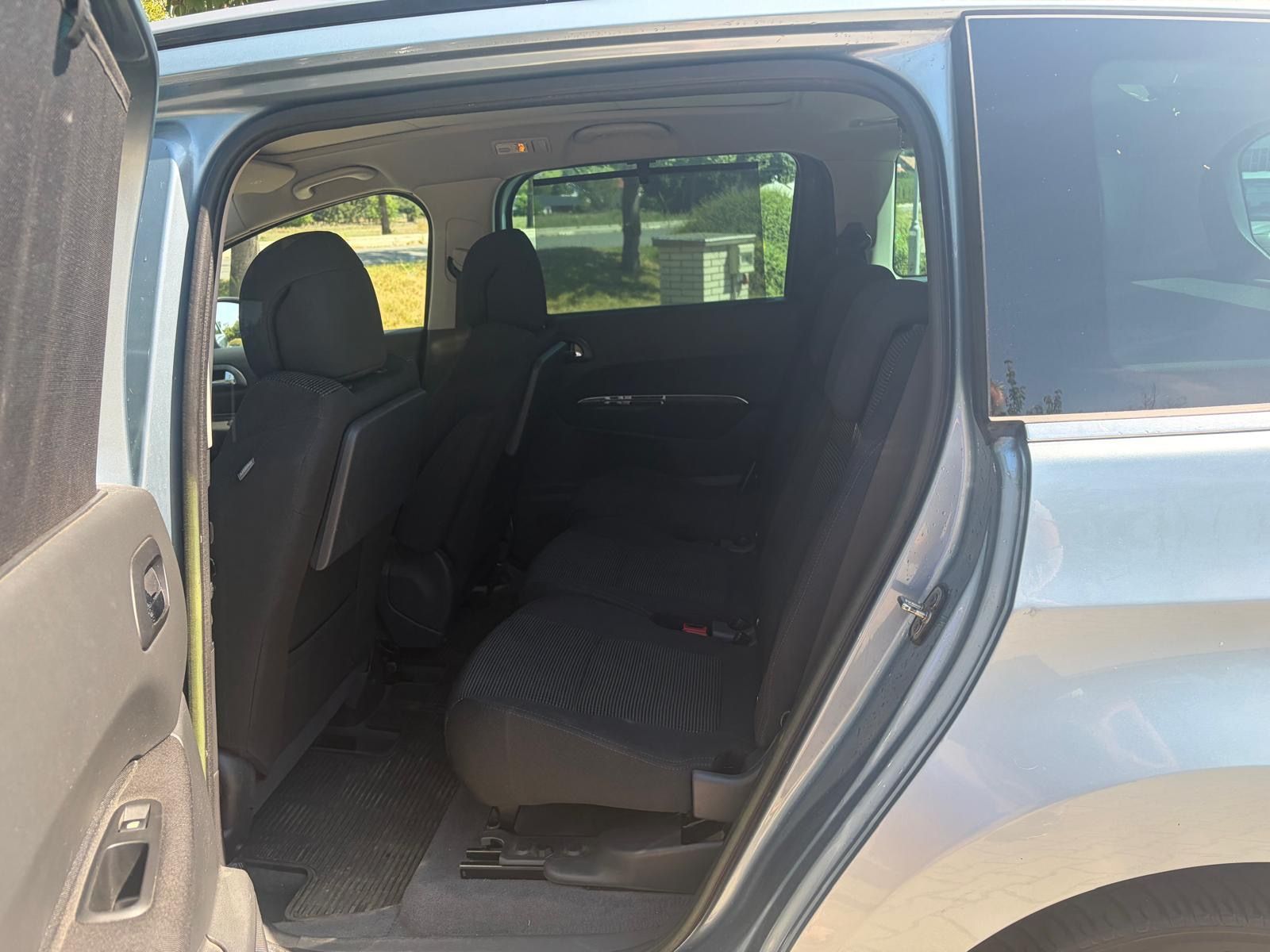 Peugeot 5008 - fotka 5