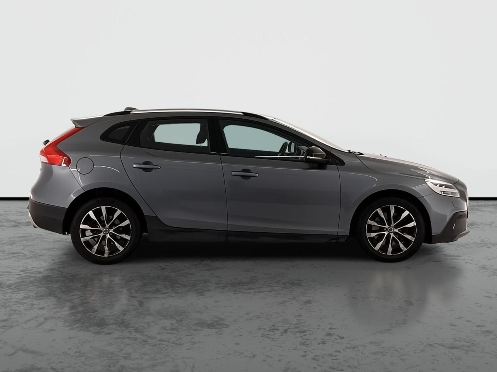 Volvo V40, 2.0 D3, Automat, Serv.kniha - fotka 6
