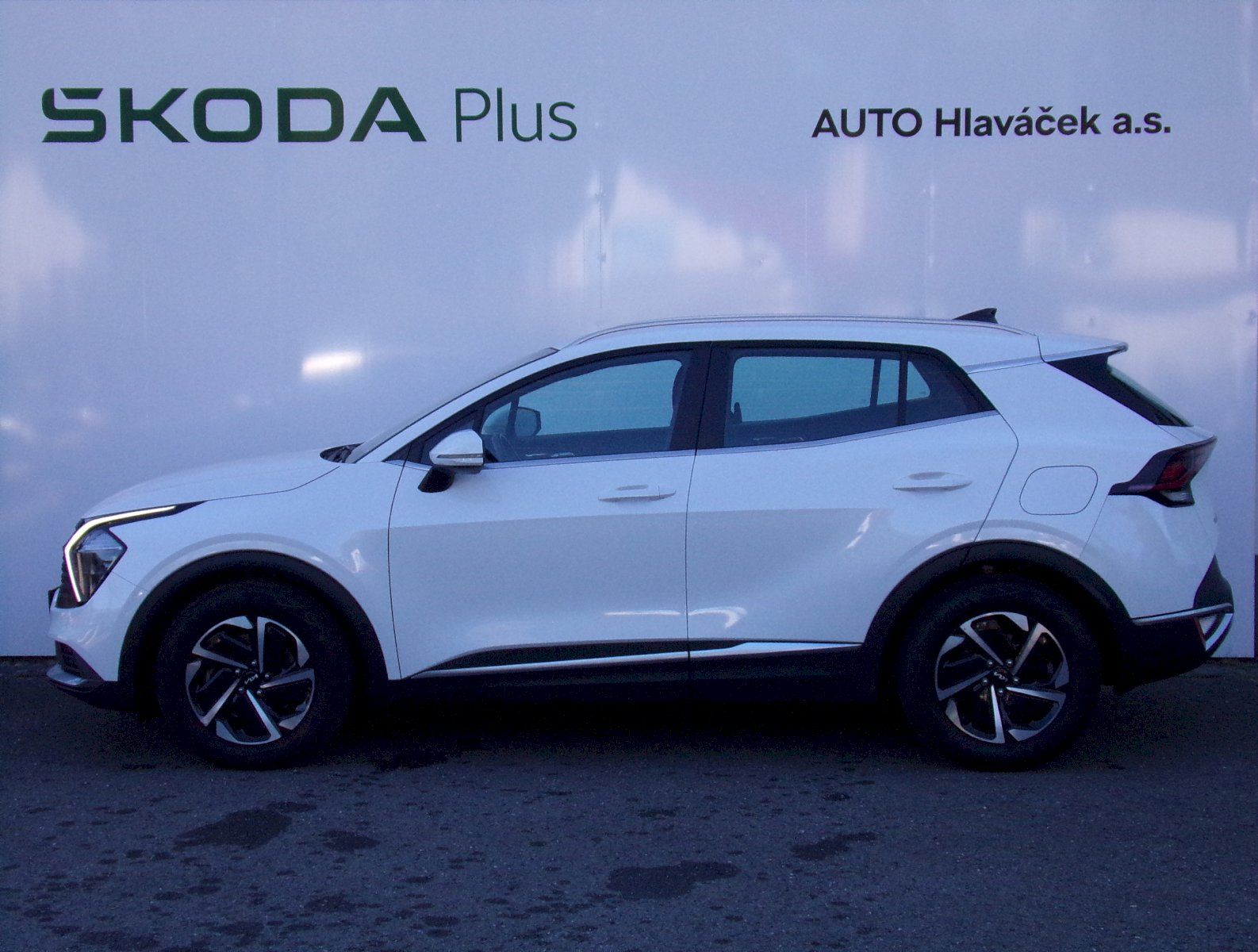 Kia Sportage, EXCLUSIVE 1,6 T-GDi 117kW MHEV - fotka 3