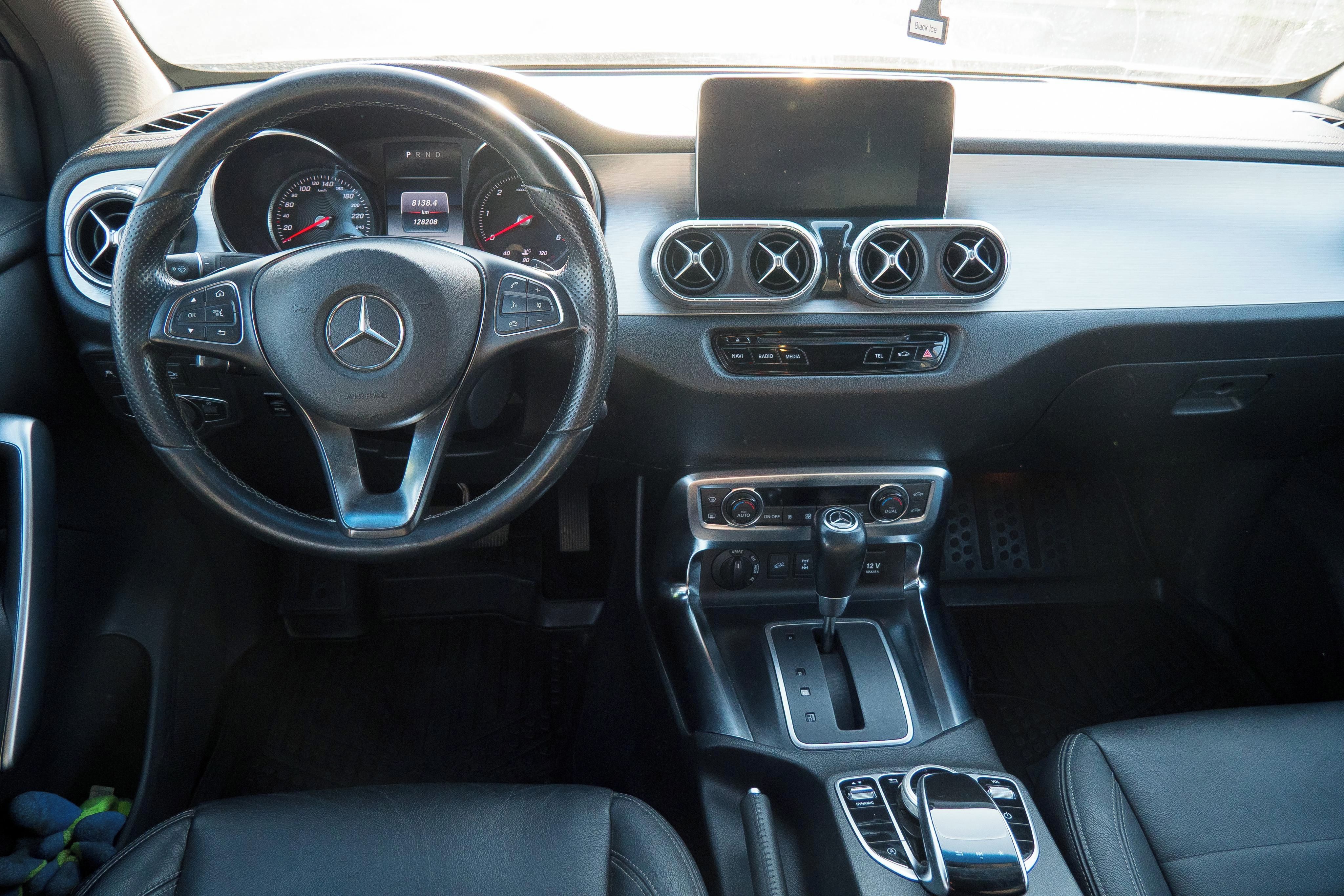 Mercedes-Benz Třídy X, 350d 190kW, 360° kamera - fotka 6