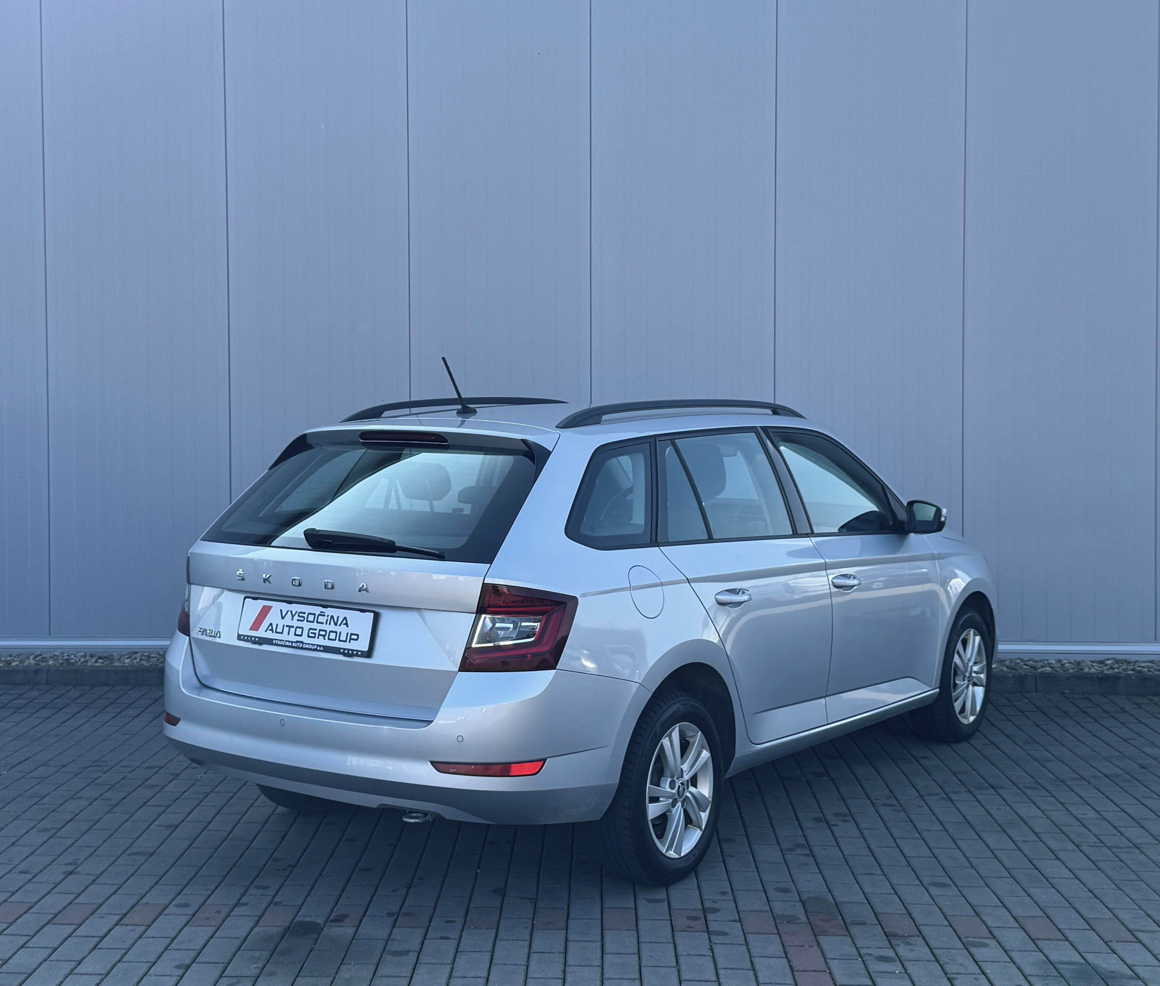 Škoda Fabia, 1.0 81kW M6 STYLE, TAŽNÉ - fotka 4
