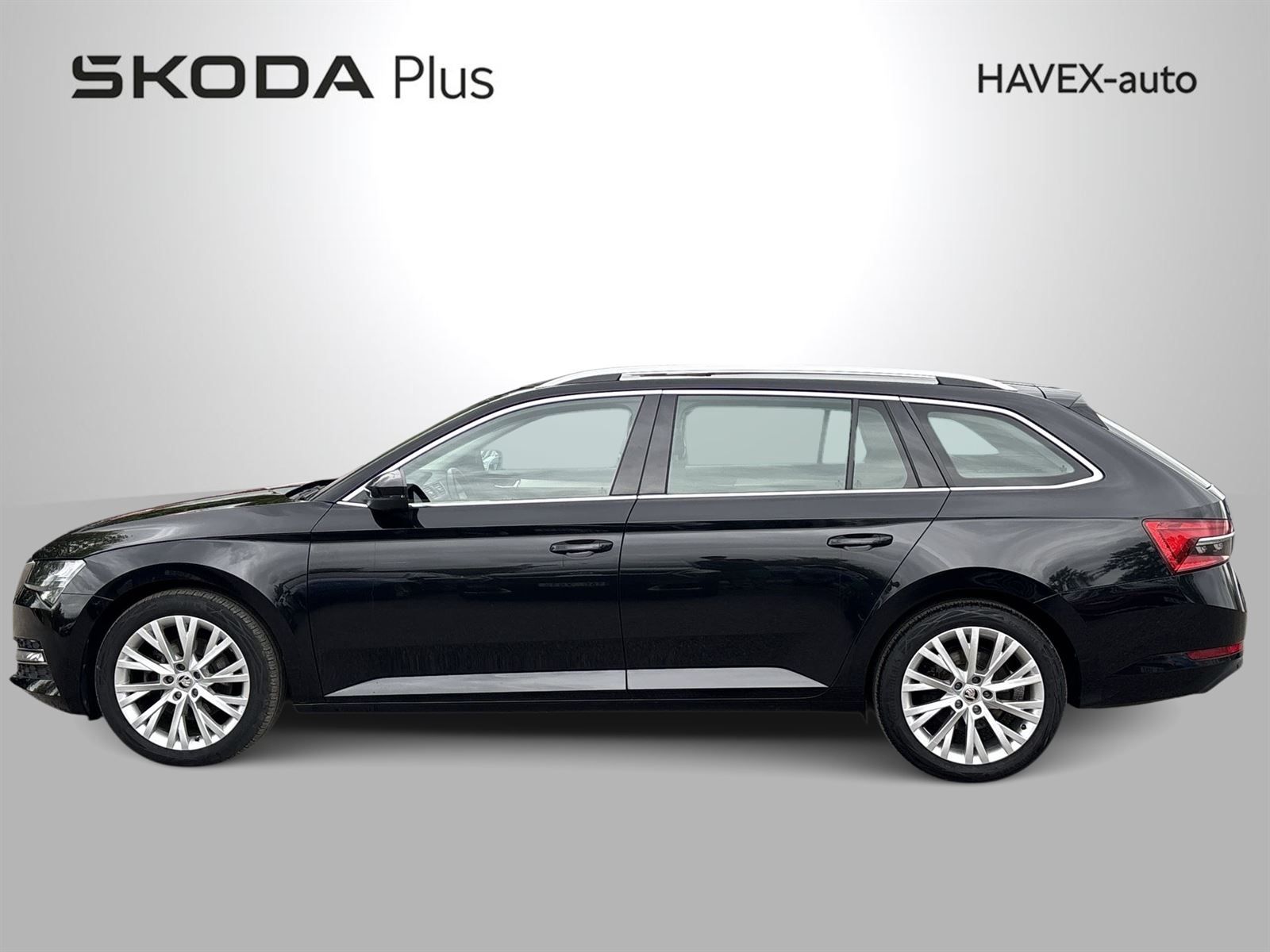 Škoda Superb, Combi 2.0 TDI DSG Style - fotka 3