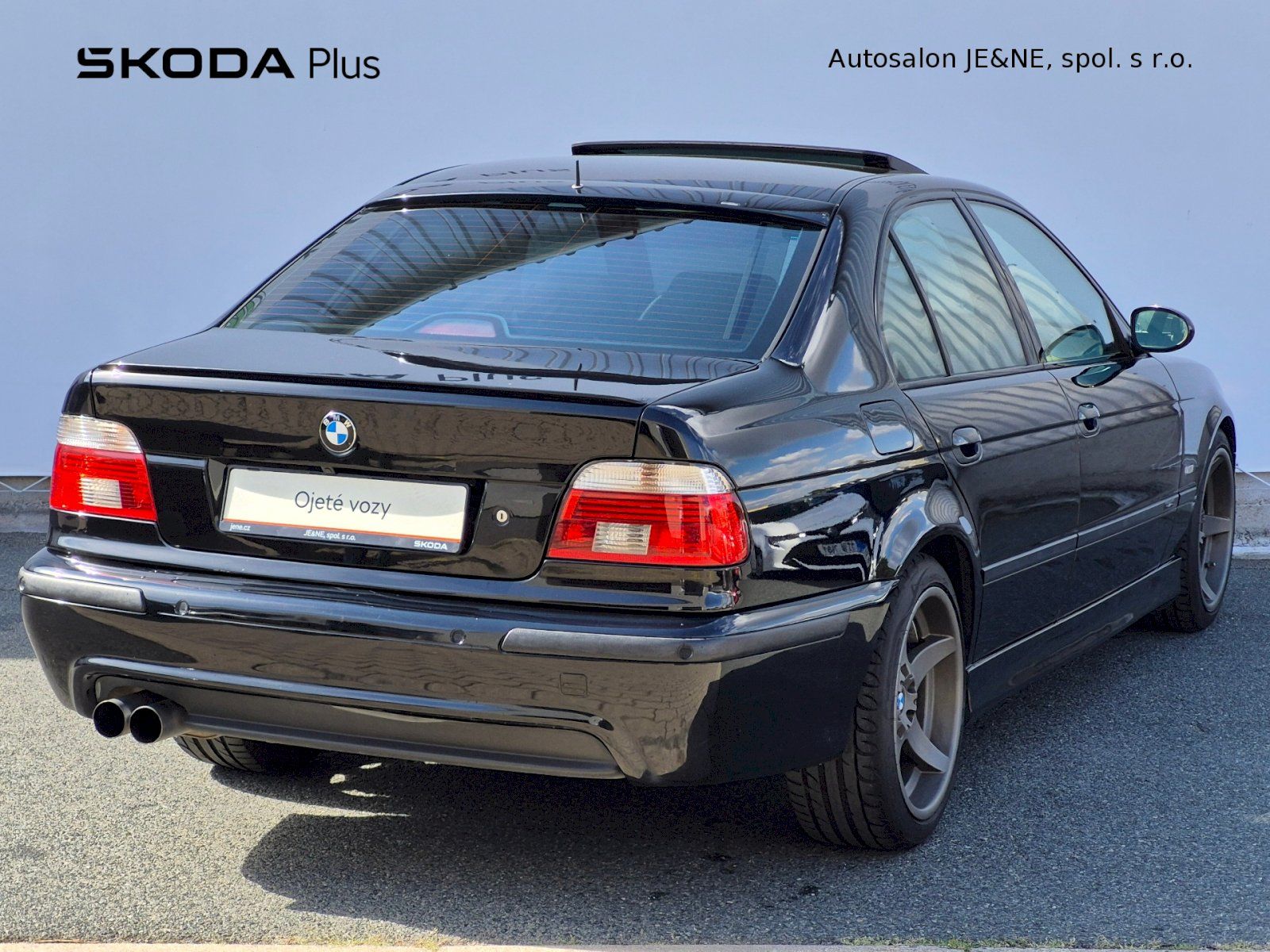 BMW Řada 5, 540i 210kW - fotka 2