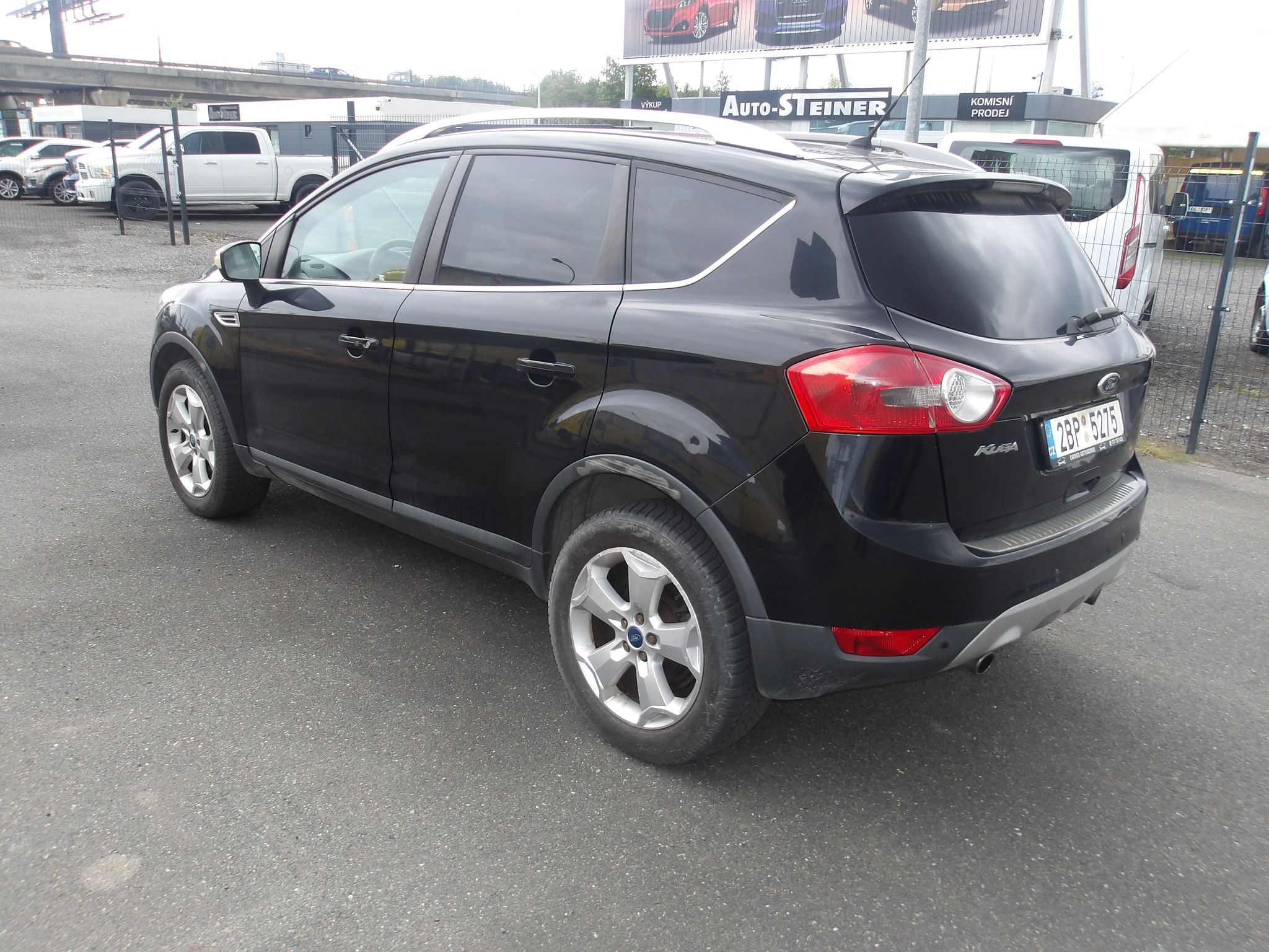 Ford Kuga, 2,0TDCi AUTOMAT! TITANIUM! - fotka 4