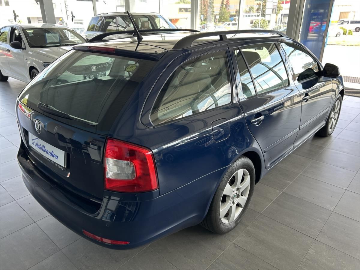 Škoda Octavia, 1,6   MPI,LPG,KŮŽE - fotka 6