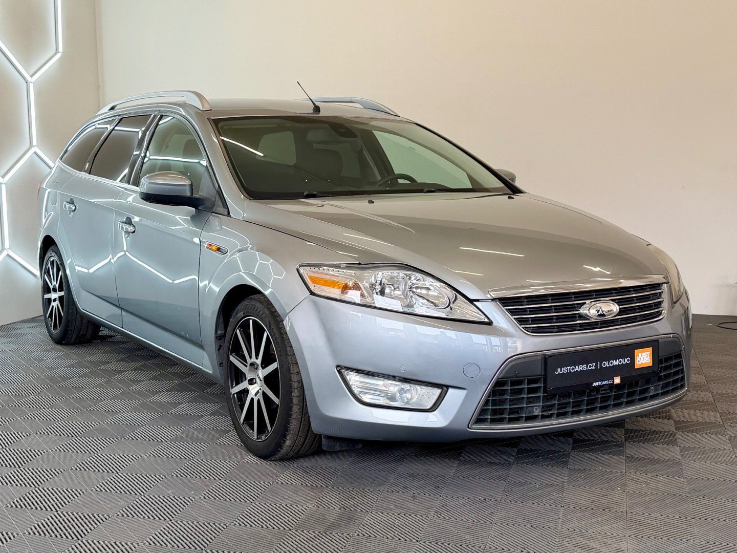 Ford Mondeo, 1.8TDCi, 92kW, AUT.KLIMA - fotka 3
