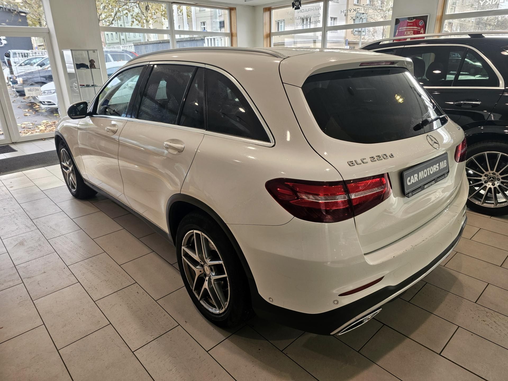 Mercedes-Benz GLC, 220d 4M AMG Burmester tažné - fotka 6
