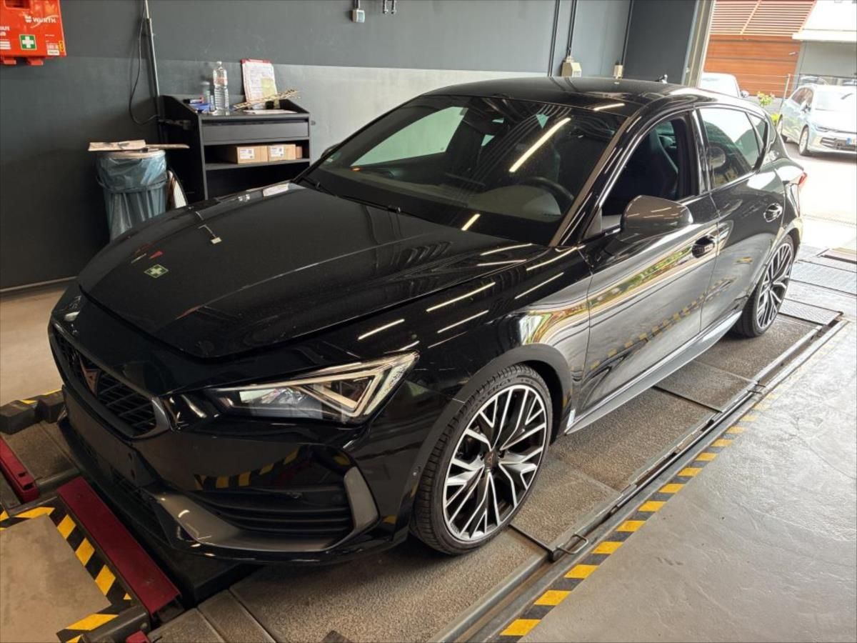 Seat Leon, 2,0 TSI 221 KW,PANO,KAMERA