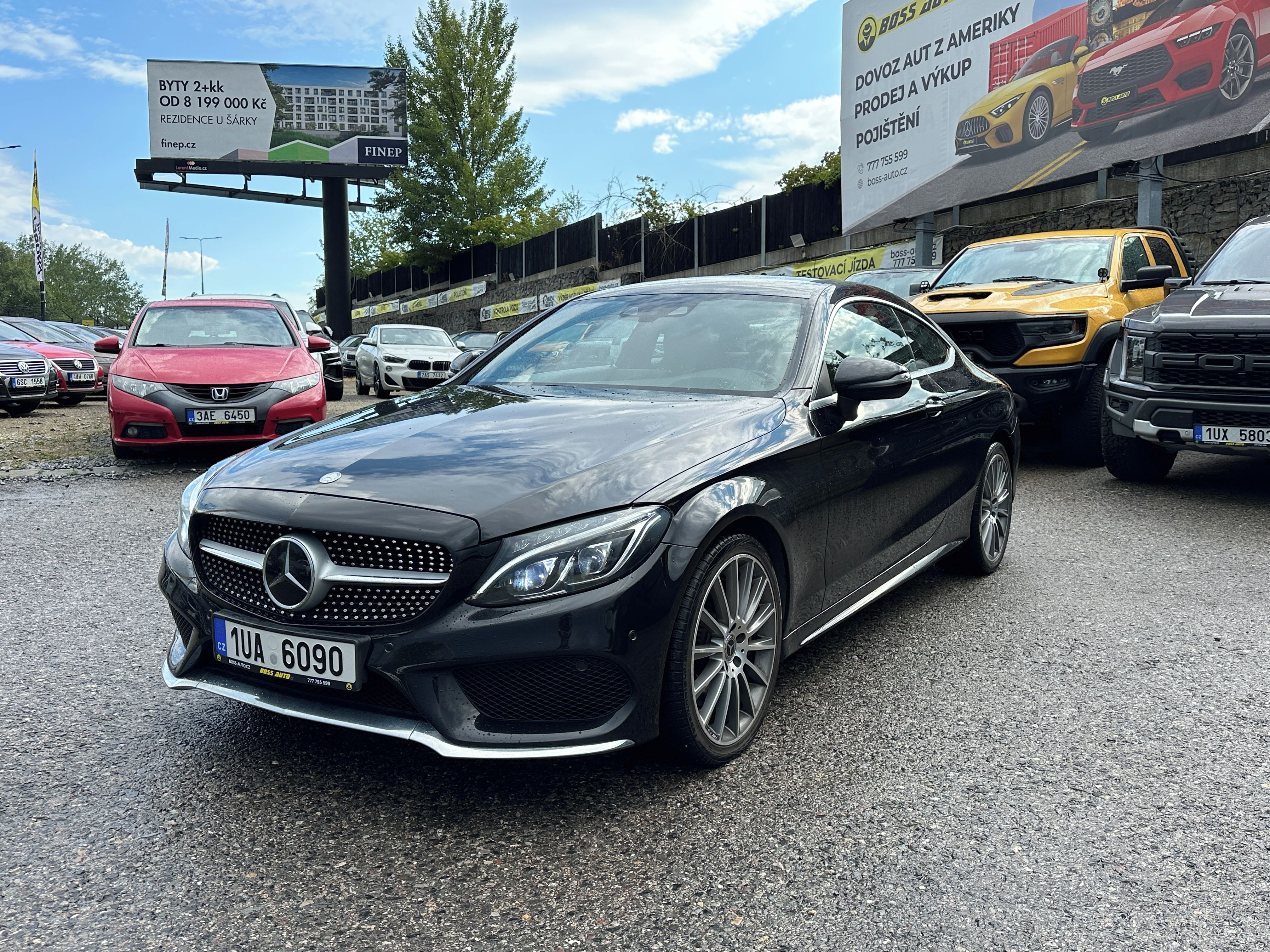 Mercedes-Benz Třídy C, Mercedes-Benz C 400 2019 - fotka 4