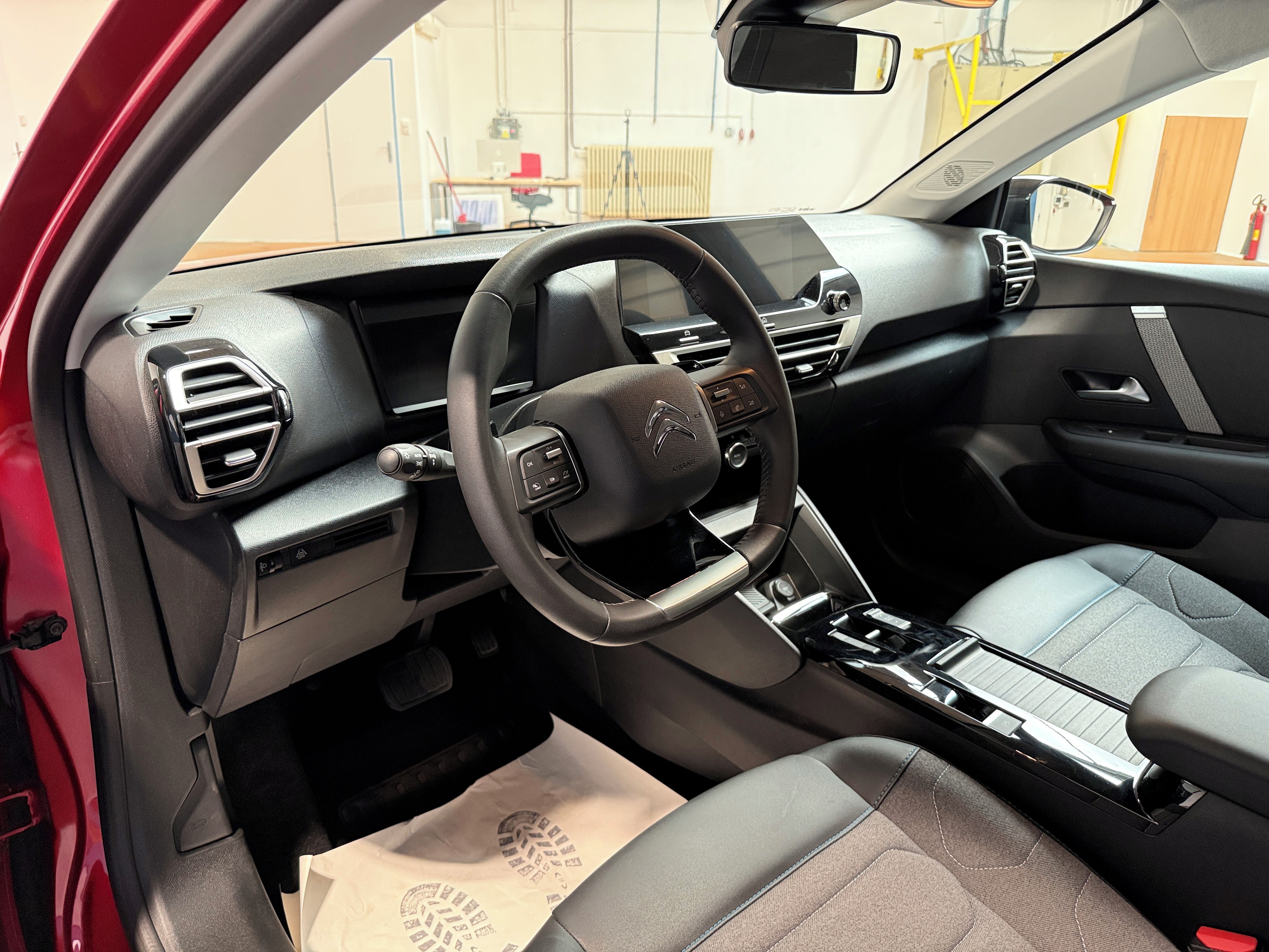 Citroën C4 X, 1.2 Puretech 130 S&S EAT8 Plus - fotka 5