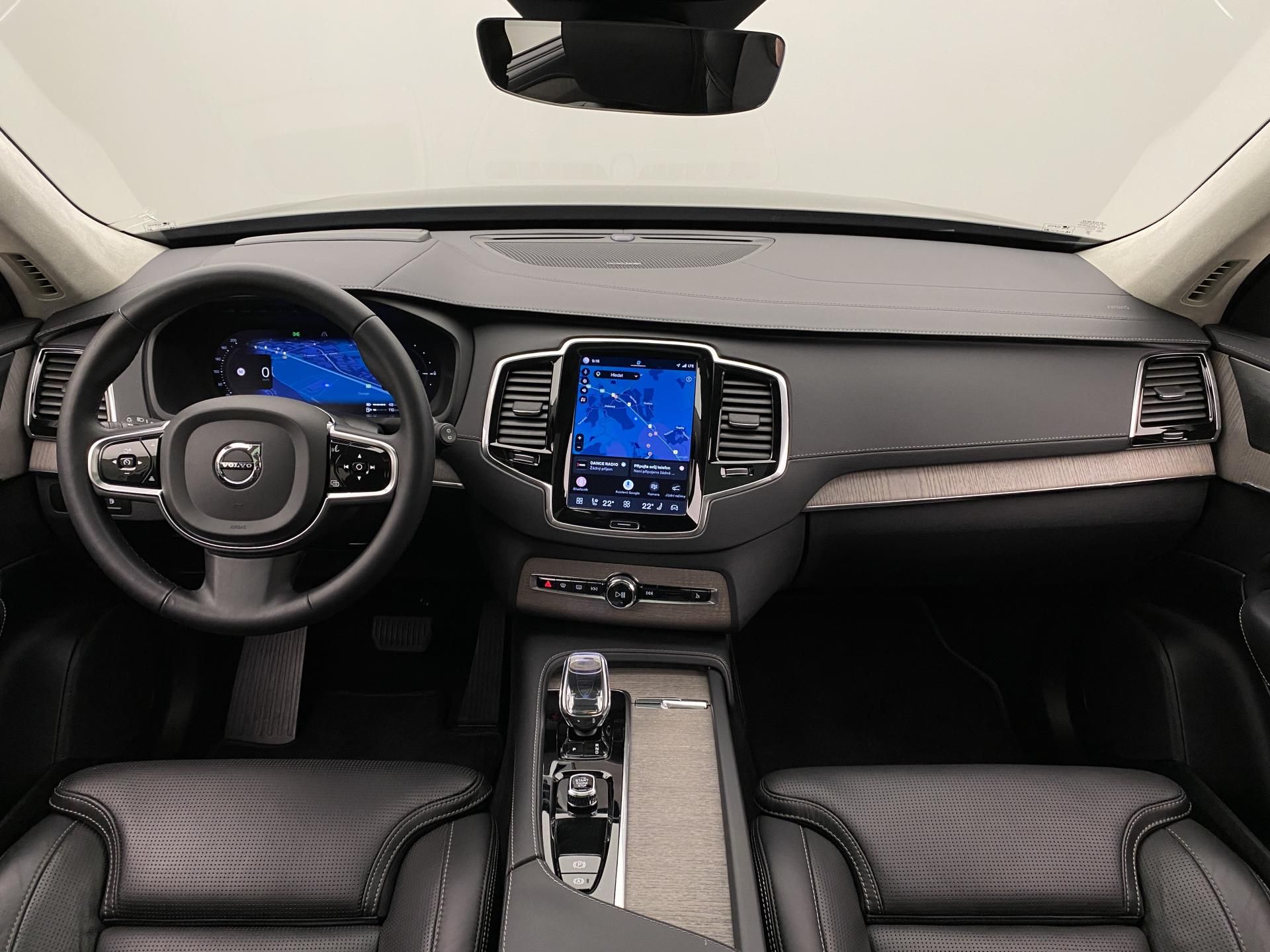 Volvo XC90, T8 AWD PLUG-IN BRIGHT ULTIMATE - fotka 2