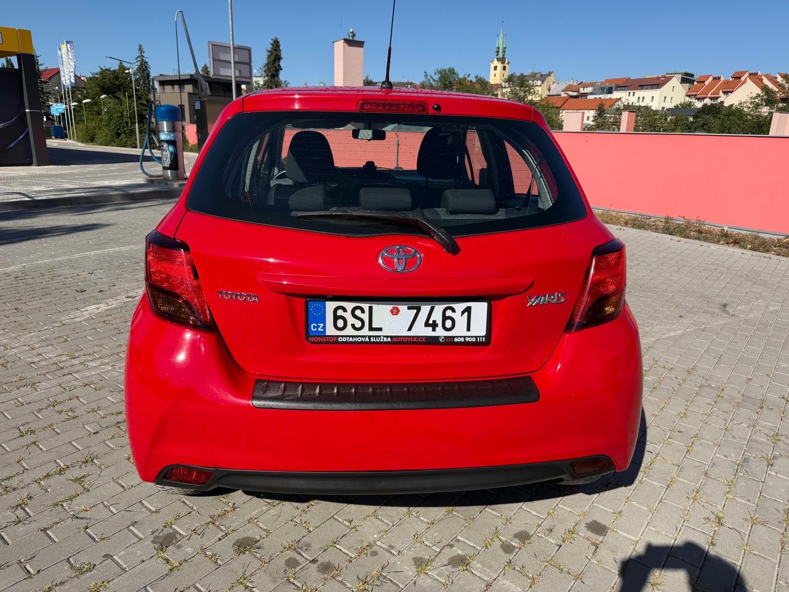 Toyota Yaris, 1.33 VVT-i 73 kW Automat - fotka 4