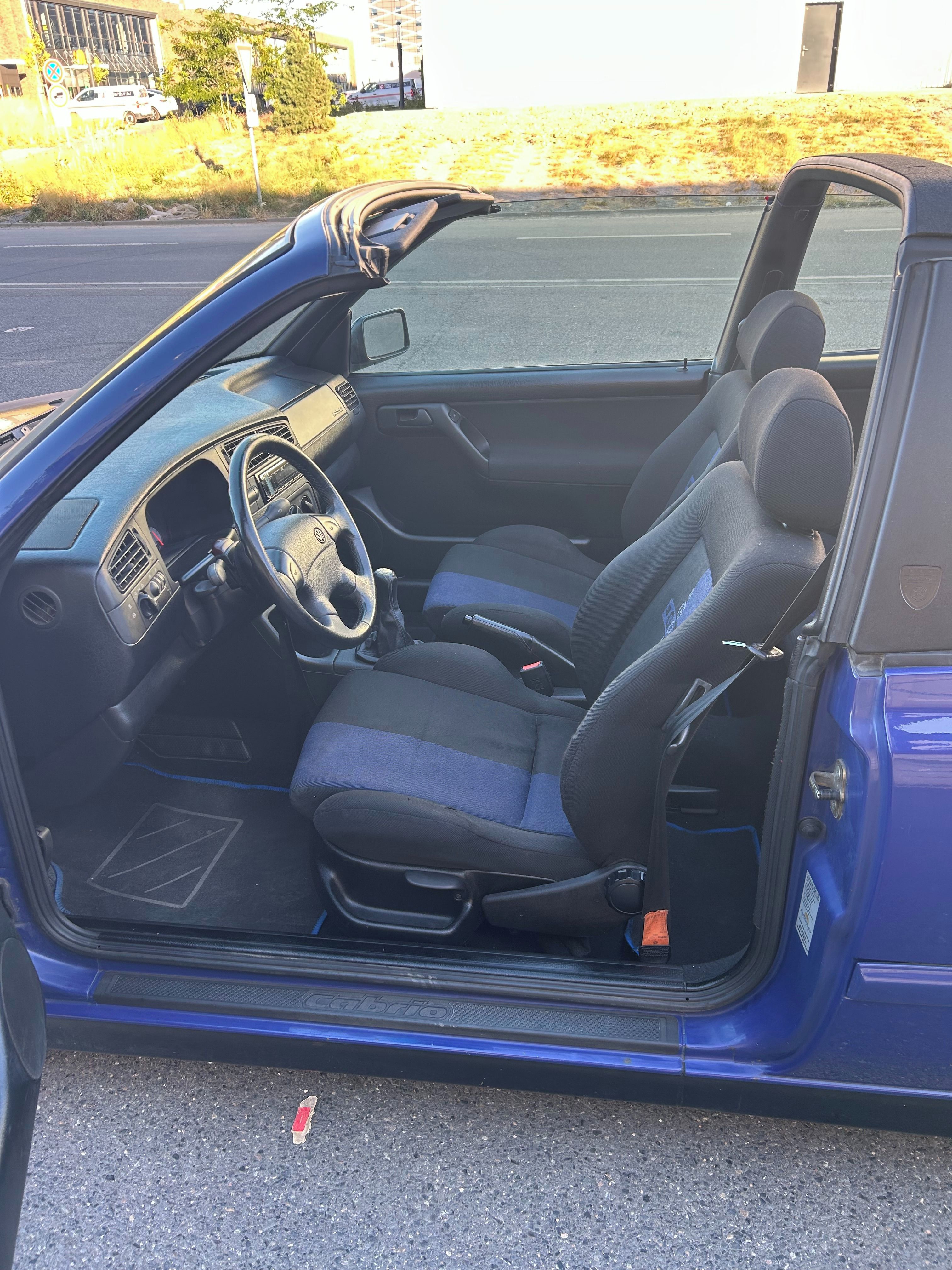 Volkswagen Golf, CABRIO servisováno - fotka 4
