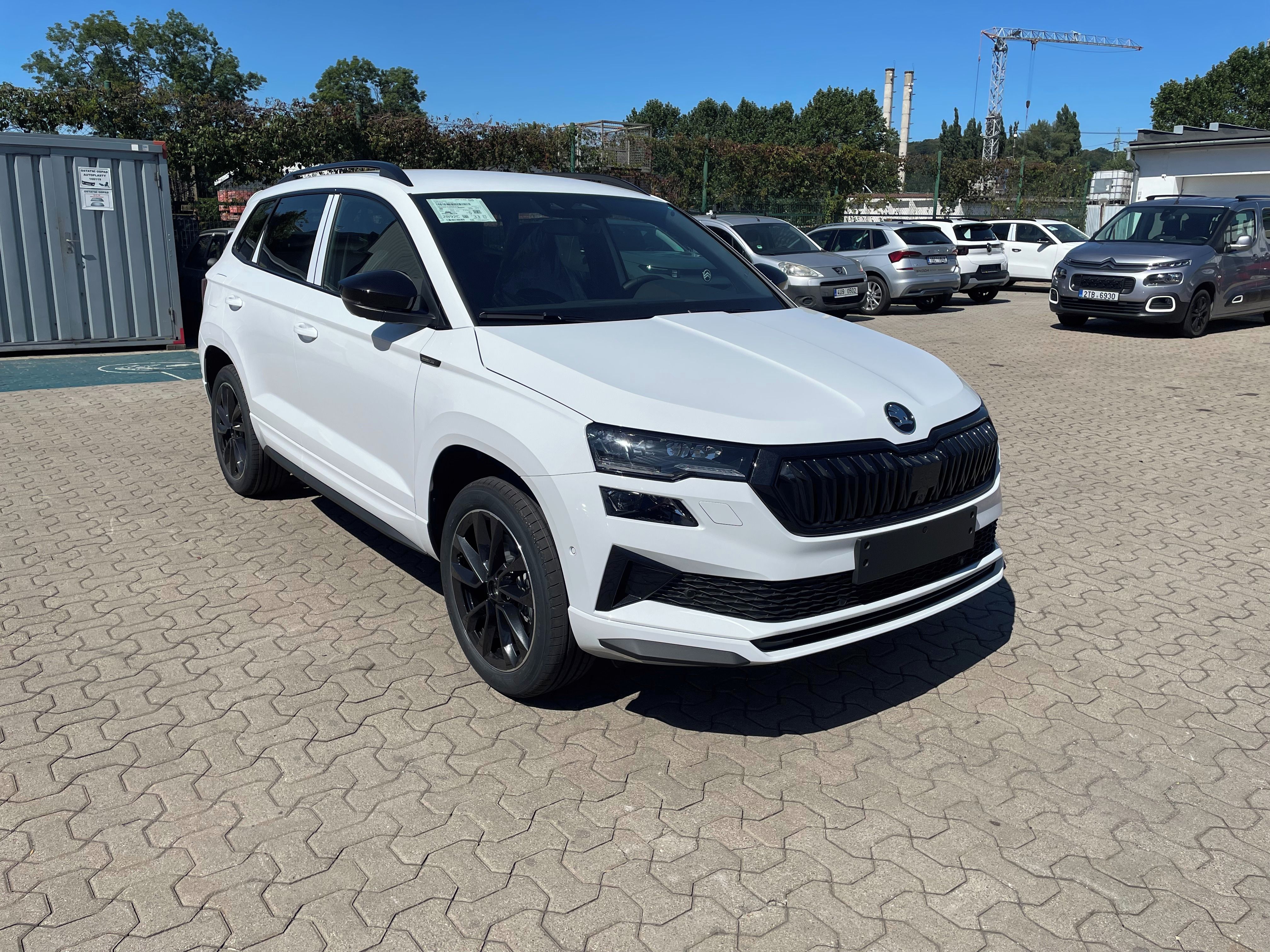 Škoda Karoq, 1.5 TSI 110kW DSG Sportline - fotka 4