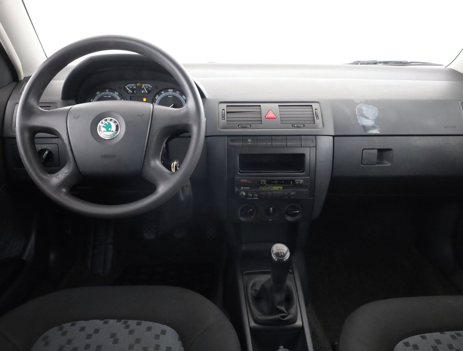 Škoda Fabia, 1.2, rezervace - fotka 2