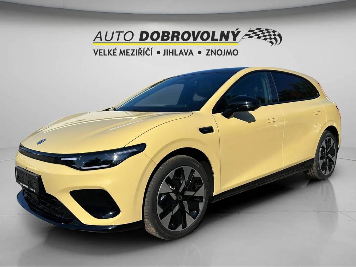 Leapmotor B05, Design ProMax 160 kW (67,1kWh - fotka 3