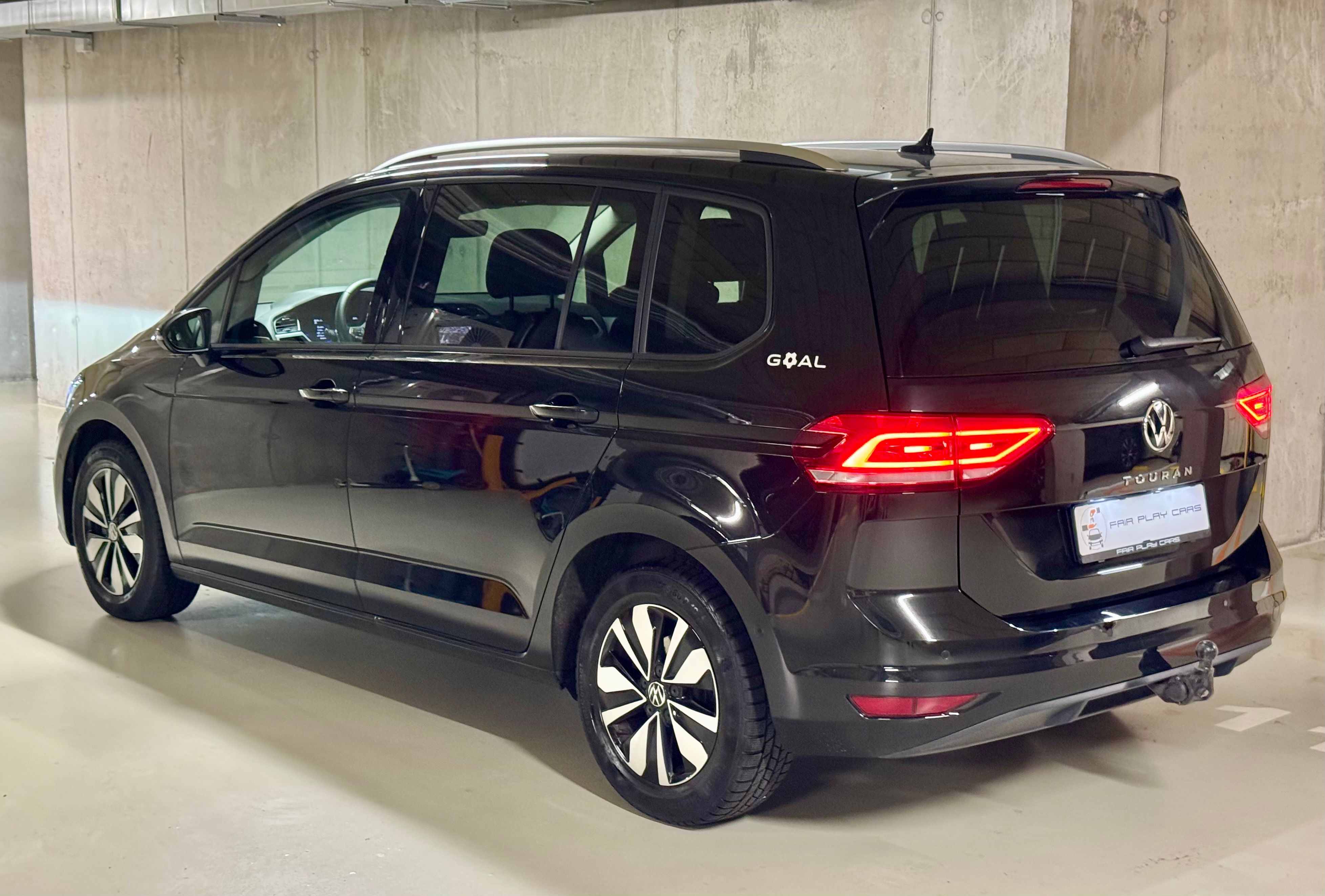 Volkswagen Touran, 1.5 TSI - 7 MÍST/TAŽNÉ/MATRIX - fotka 6