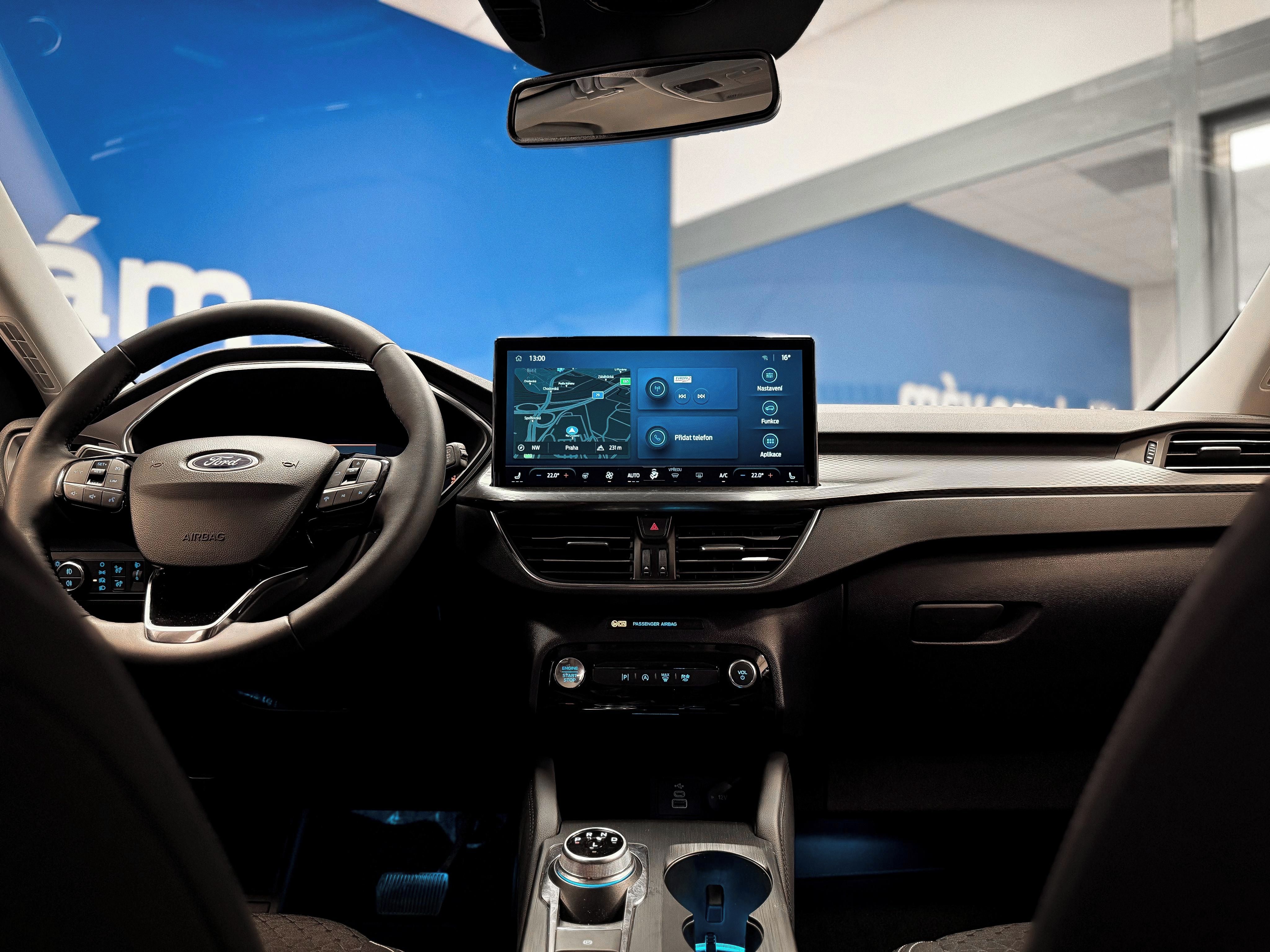 Ford Kuga, 2,5 Duratec HEV Top Edition - fotka 5