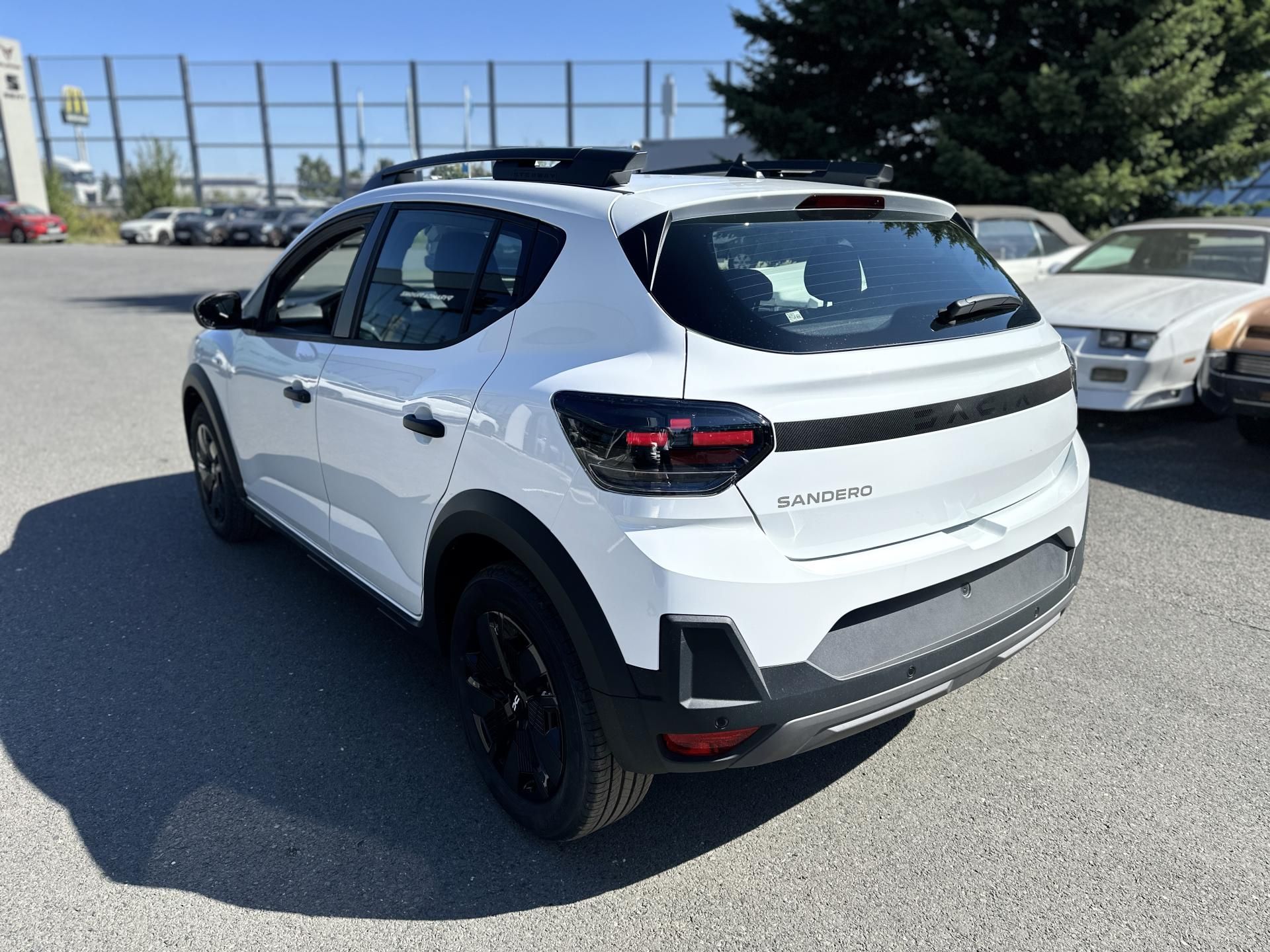 Dacia Sandero, STEPWAY TCe 110 - SKLADEM - fotka 6
