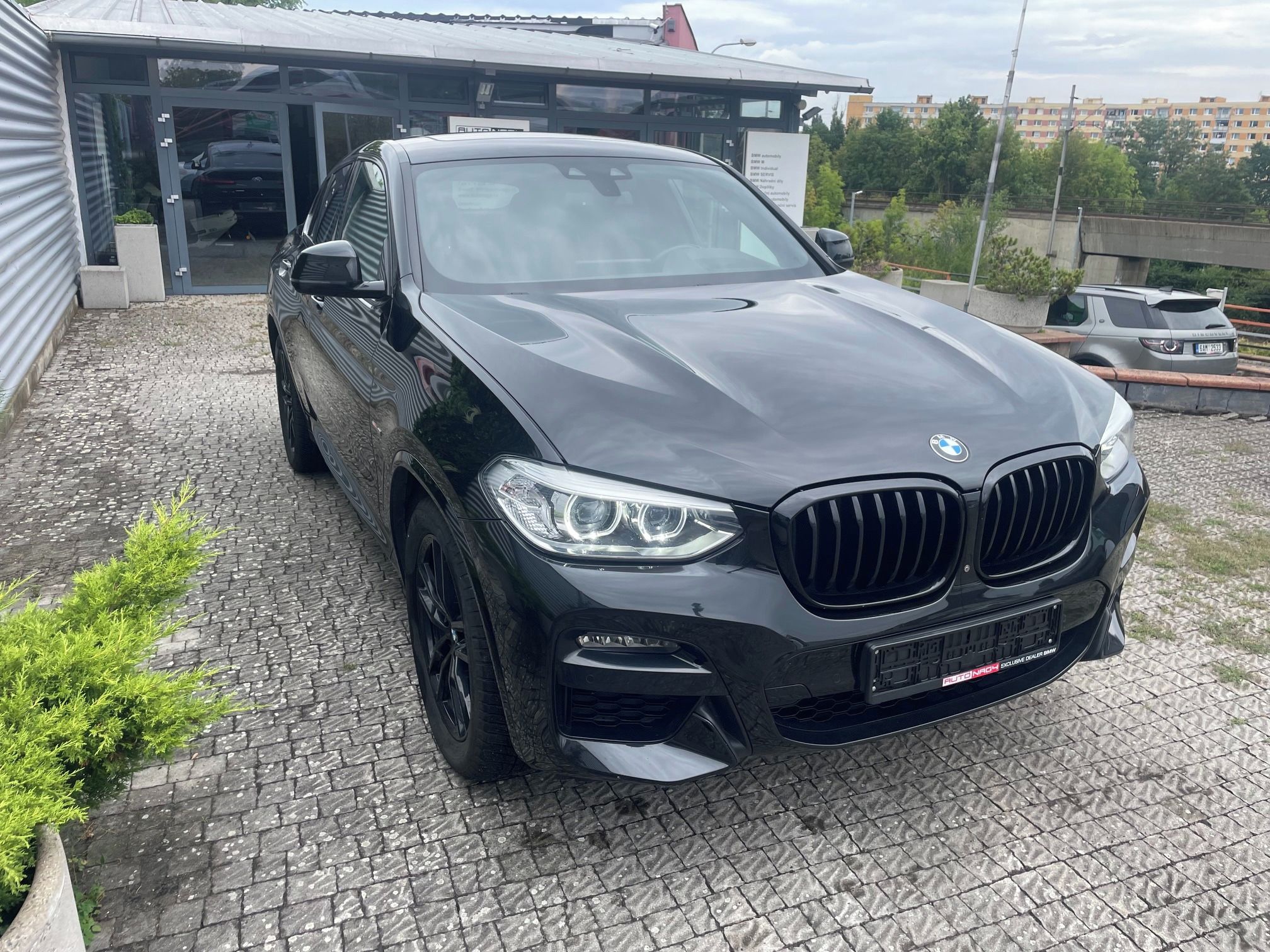 BMW X4, xDrive30i xLine - fotka 3
