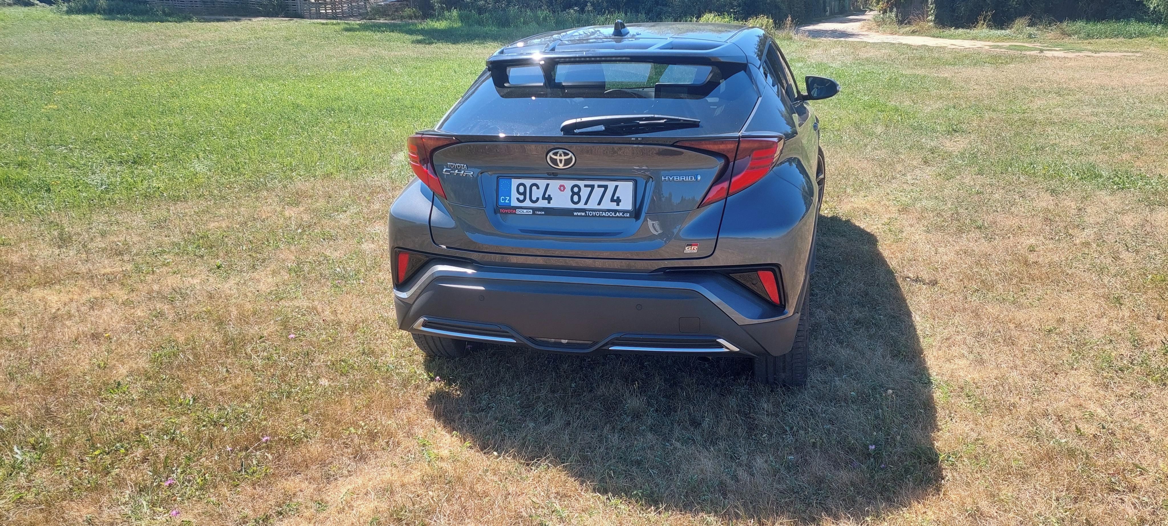 Toyota C-HR, Verze GR HYBRID - fotka 2