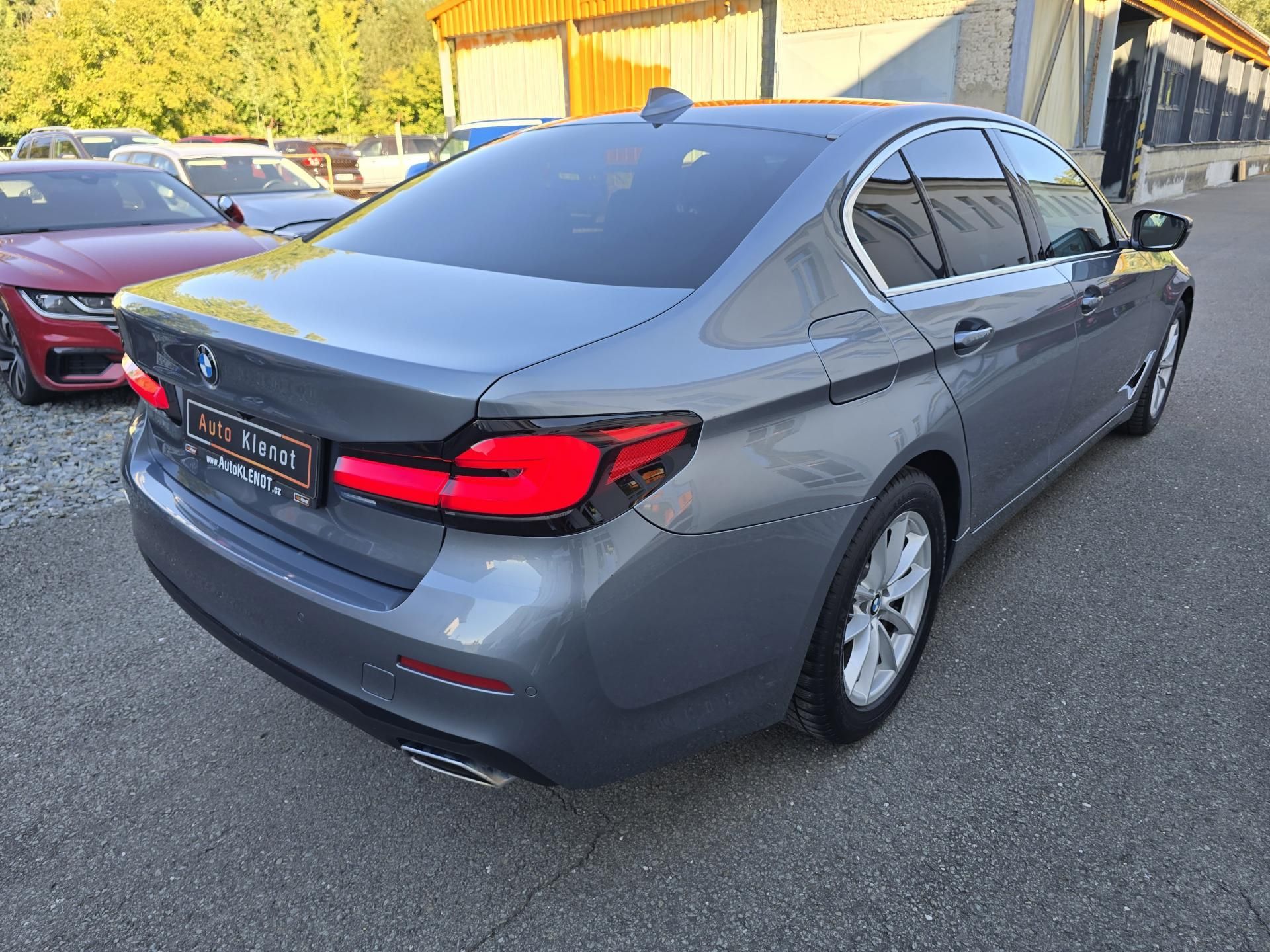 BMW Řada 5, 530d 210kW XDRIVE HEADup - DPH - fotka 4