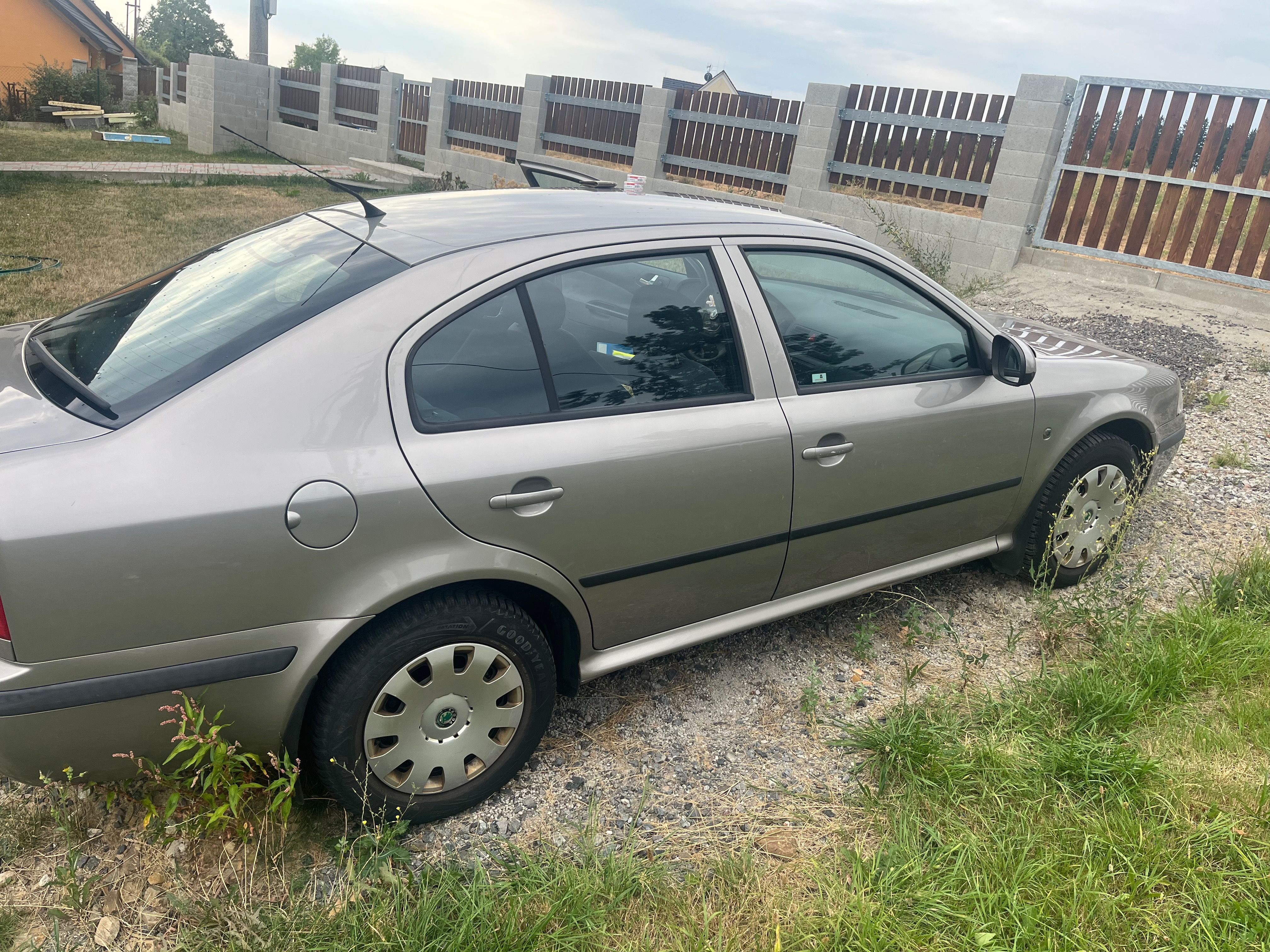 Škoda Octavia, Trumf 1.9/74 kW - fotka 2